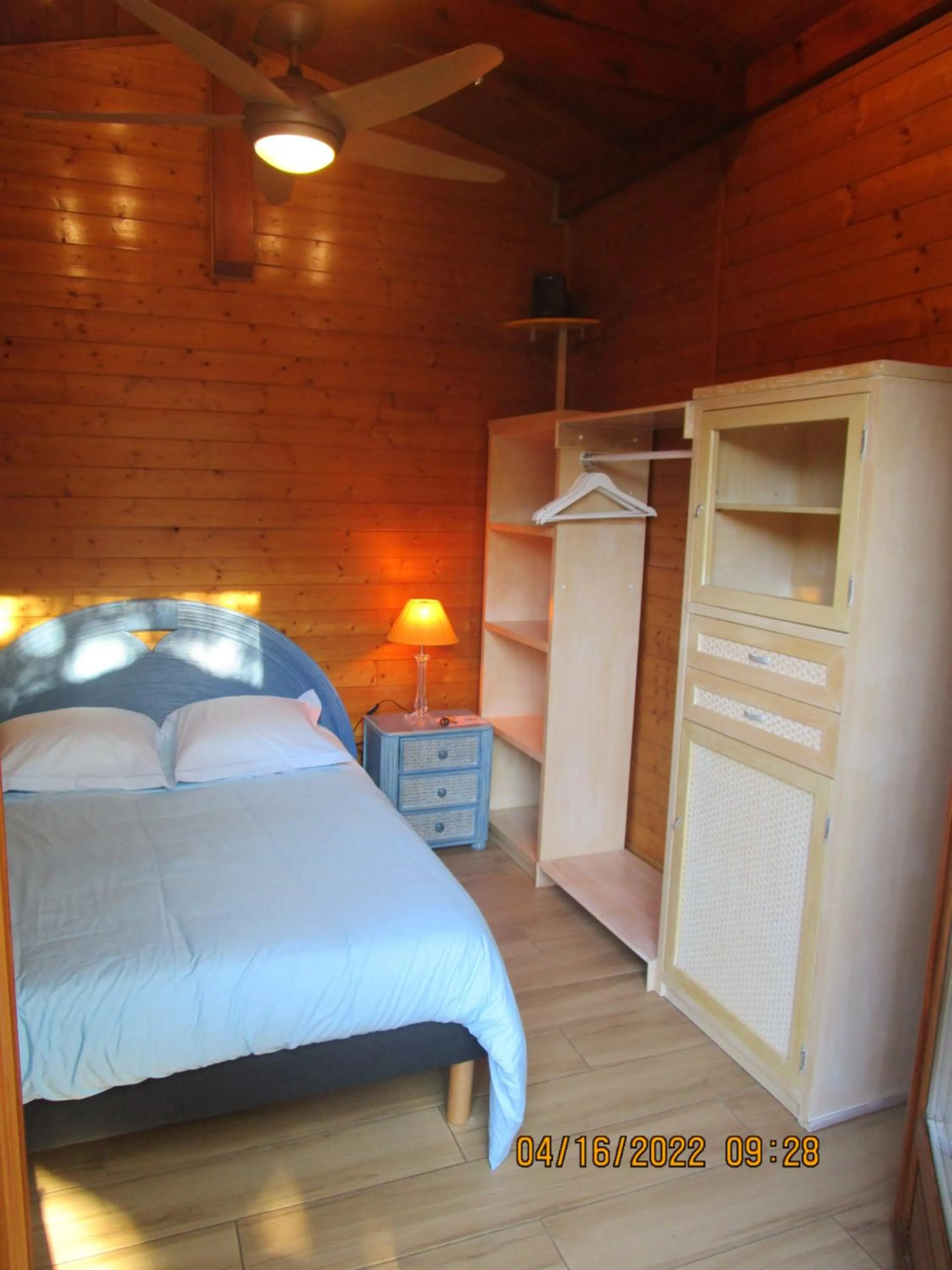 Bed in Locatlantique