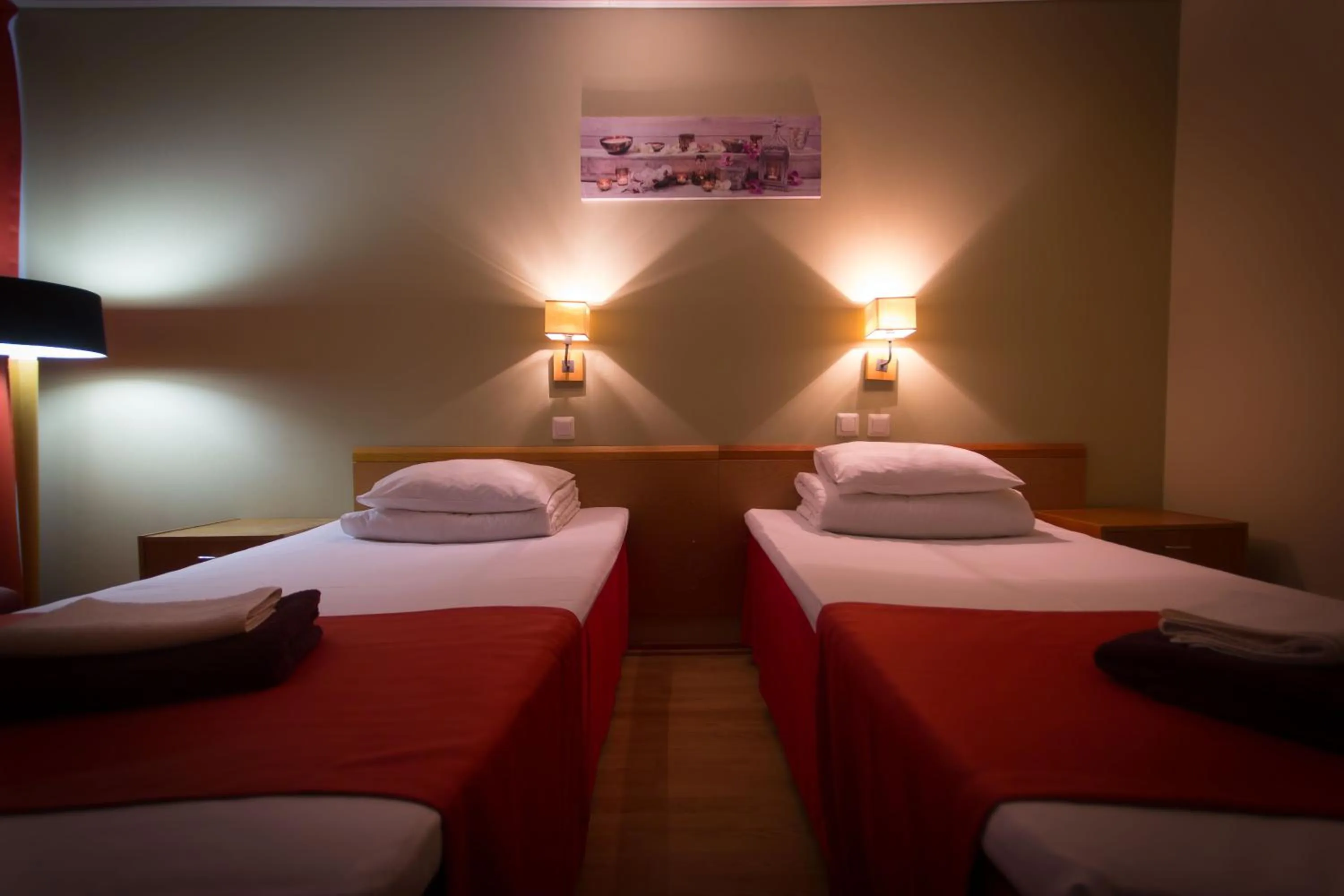 Bedroom, Bed in Peoleo Hotell