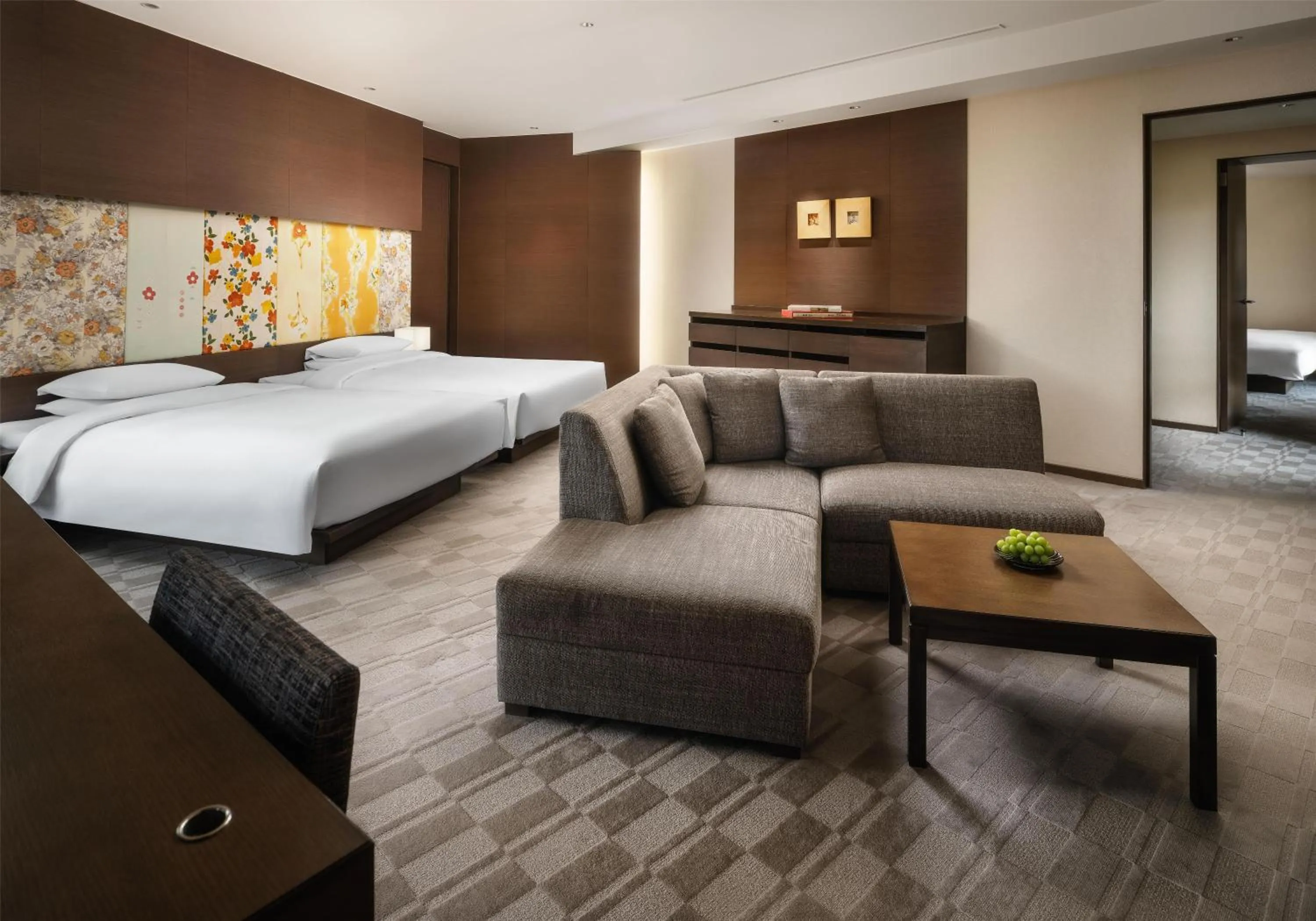 Photo of the whole room, Bed in Hyatt Regency Kyoto