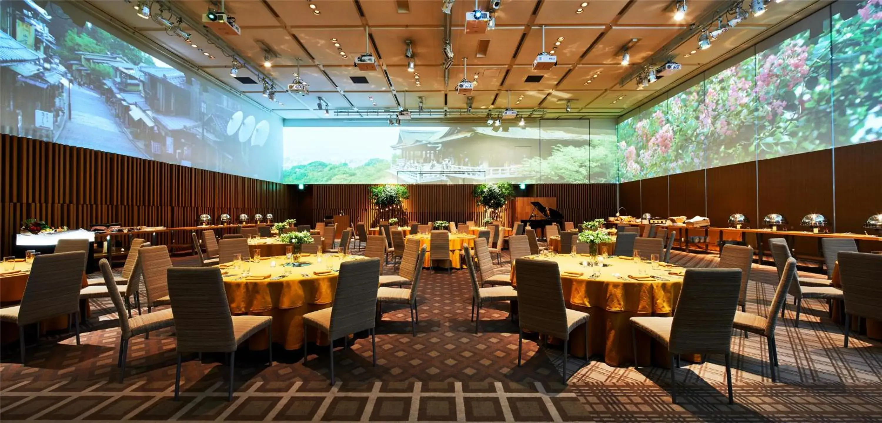 Lobby or reception in Hyatt Regency Kyoto Lobby or reception in Hyatt Regency Kyoto