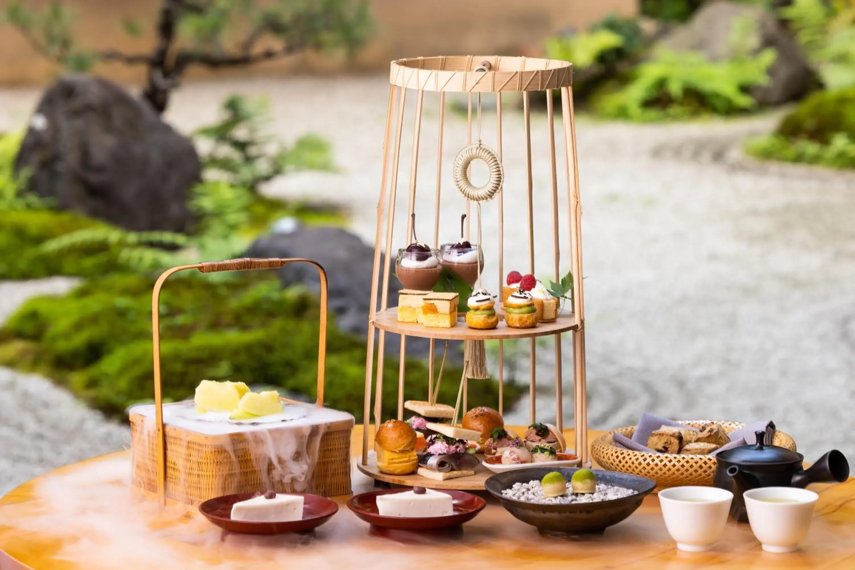 Restaurant/places to eat in Hyatt Regency Kyoto Restaurant/places to eat in Hyatt Regency Kyoto