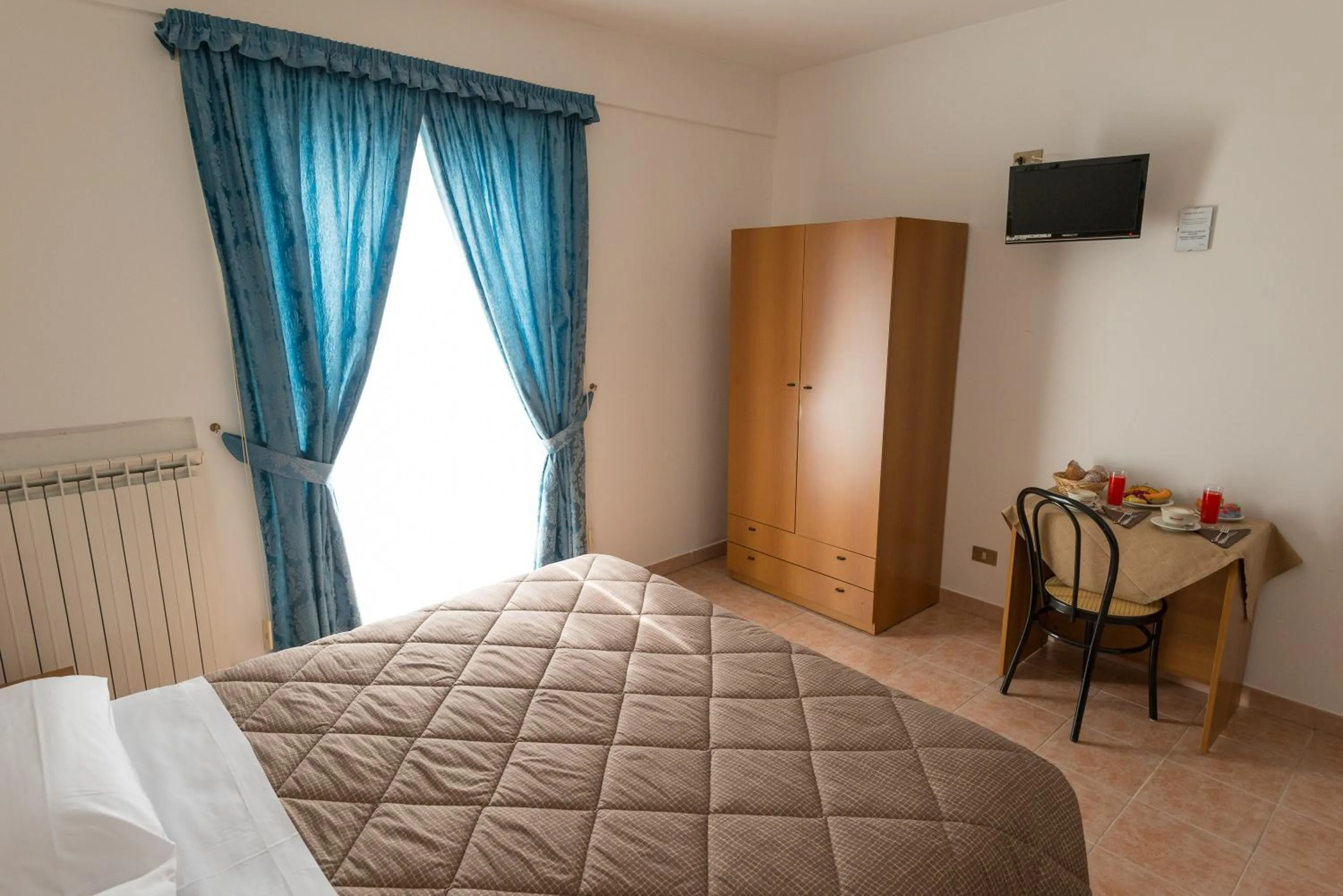 Bed in Albergo Della Corte