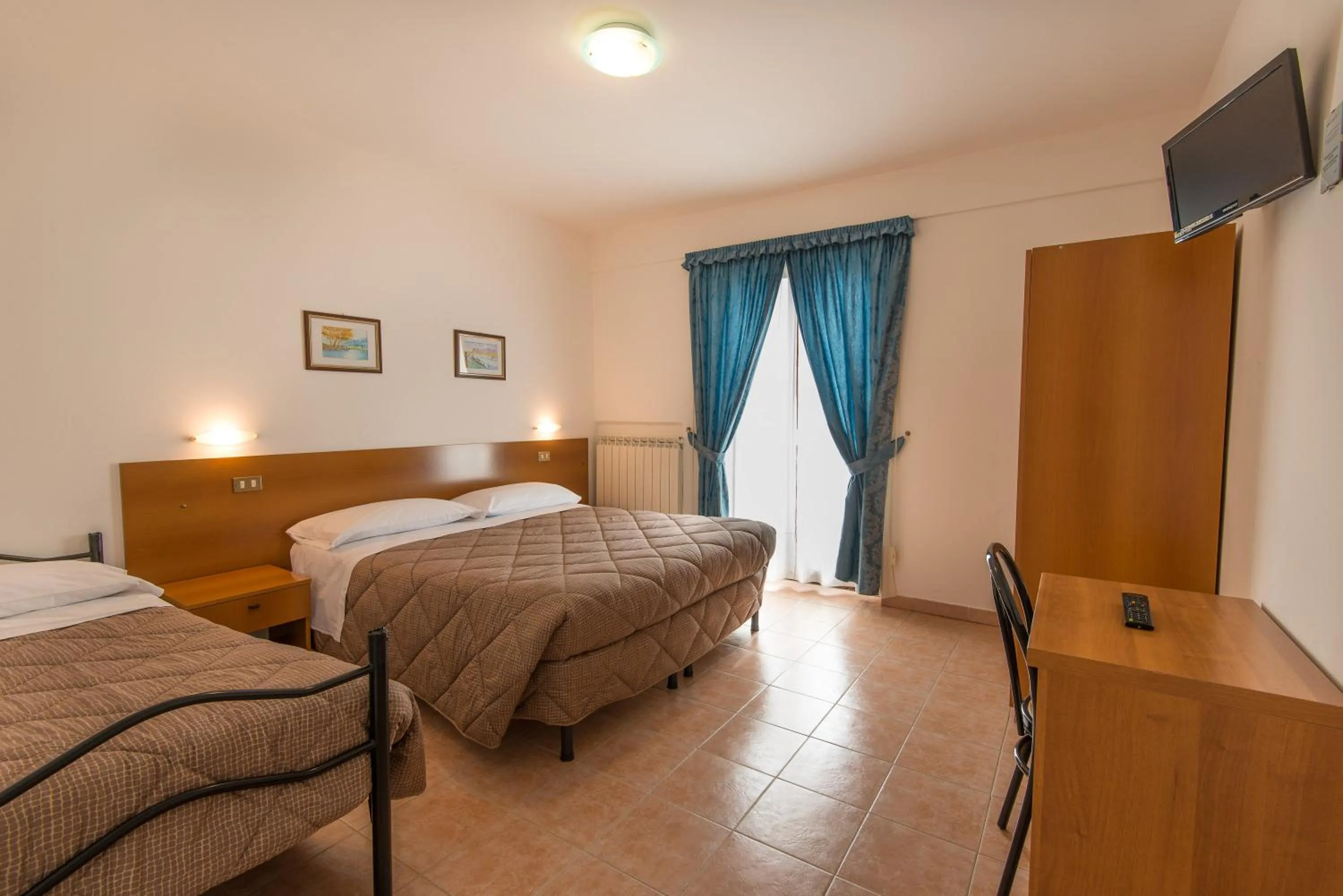 Photo of the whole room, Bed in Albergo Della Corte