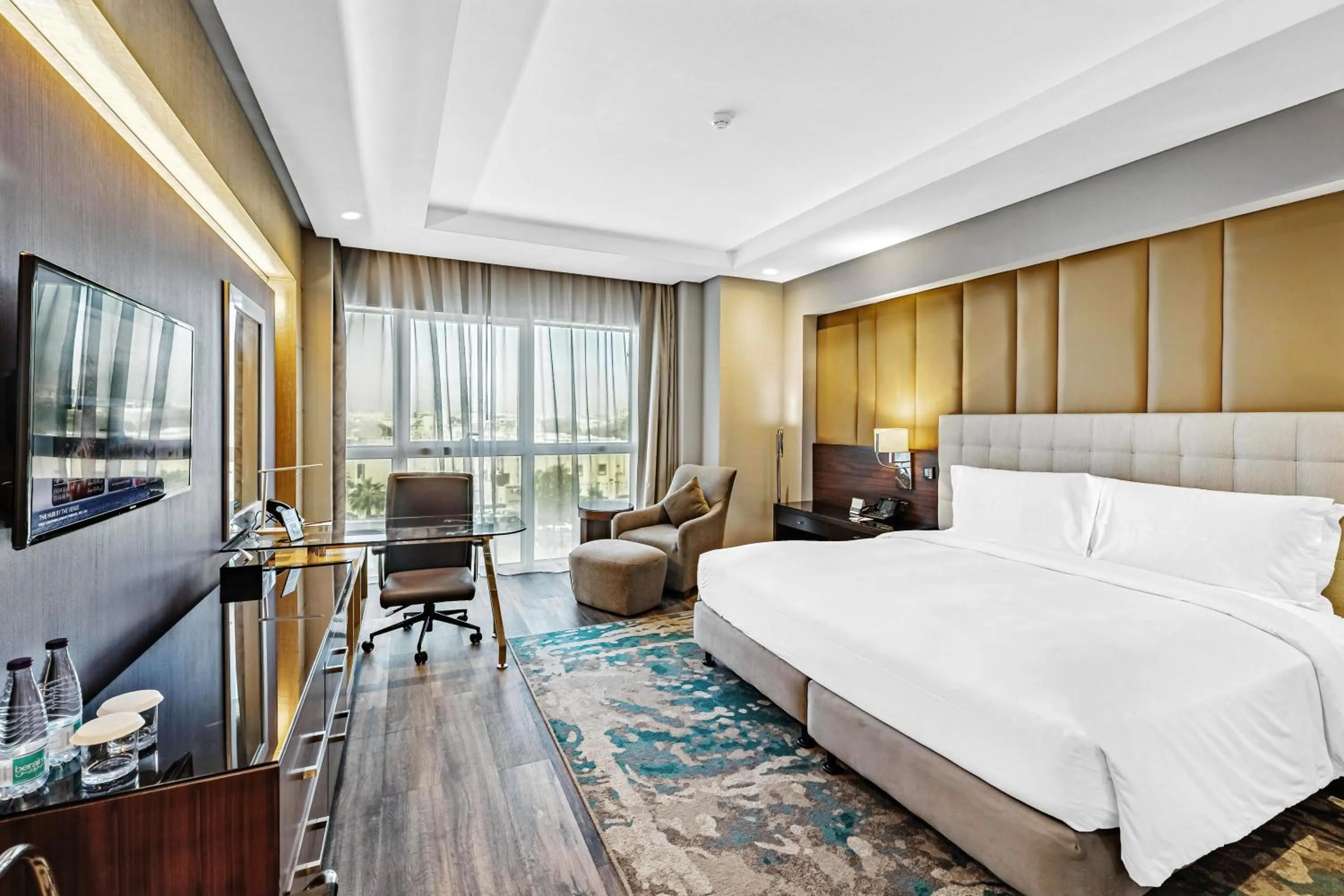 Photo of the whole room, Bed in The Venue Jeddah Corniche