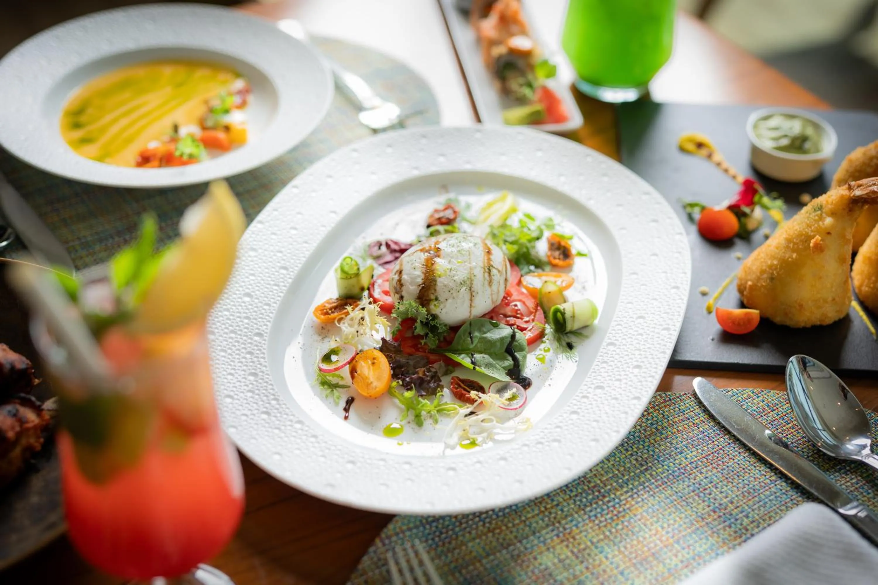 Restaurant/places to eat in The Venue Jeddah Corniche