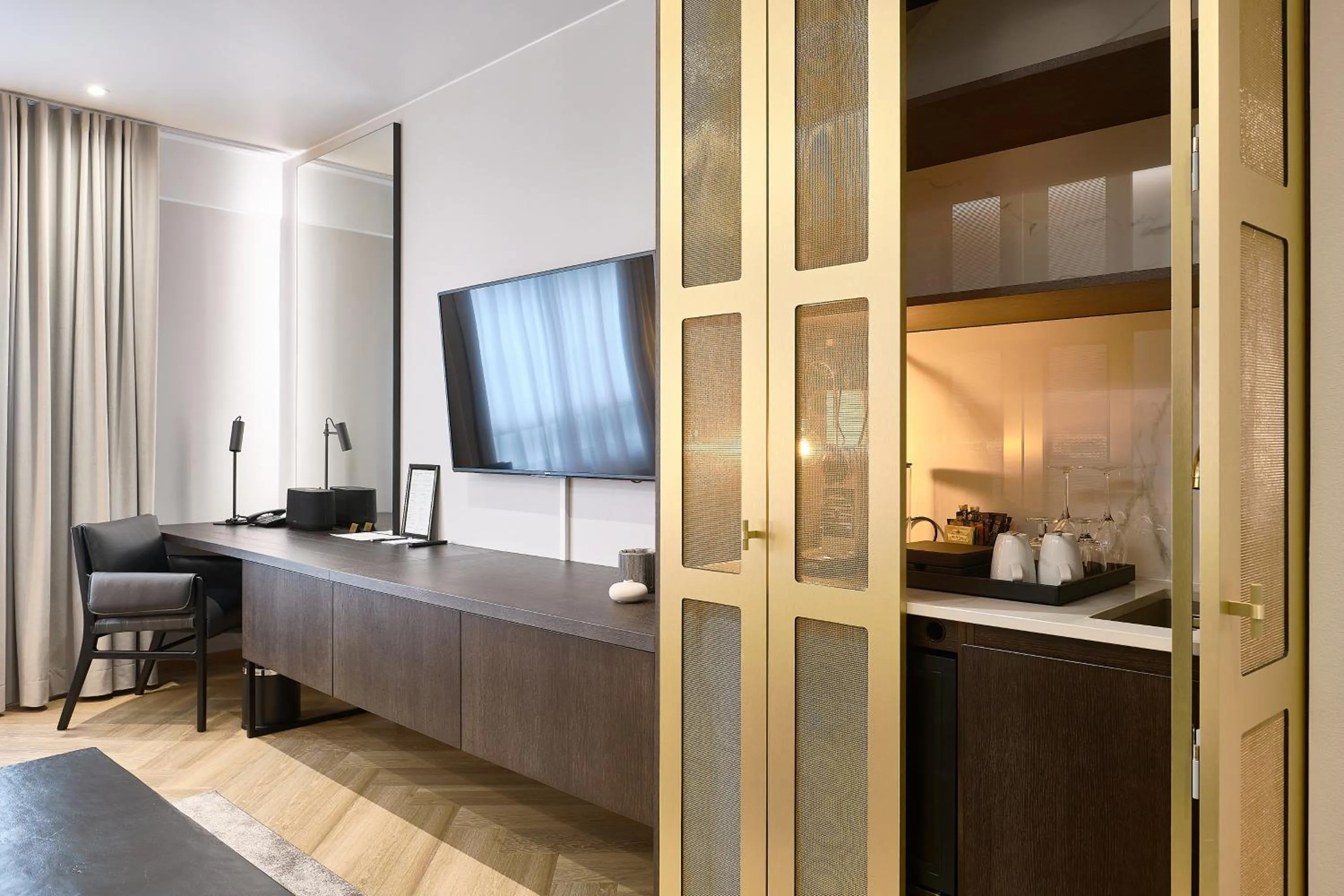 TV and multimedia in Hotel Verso