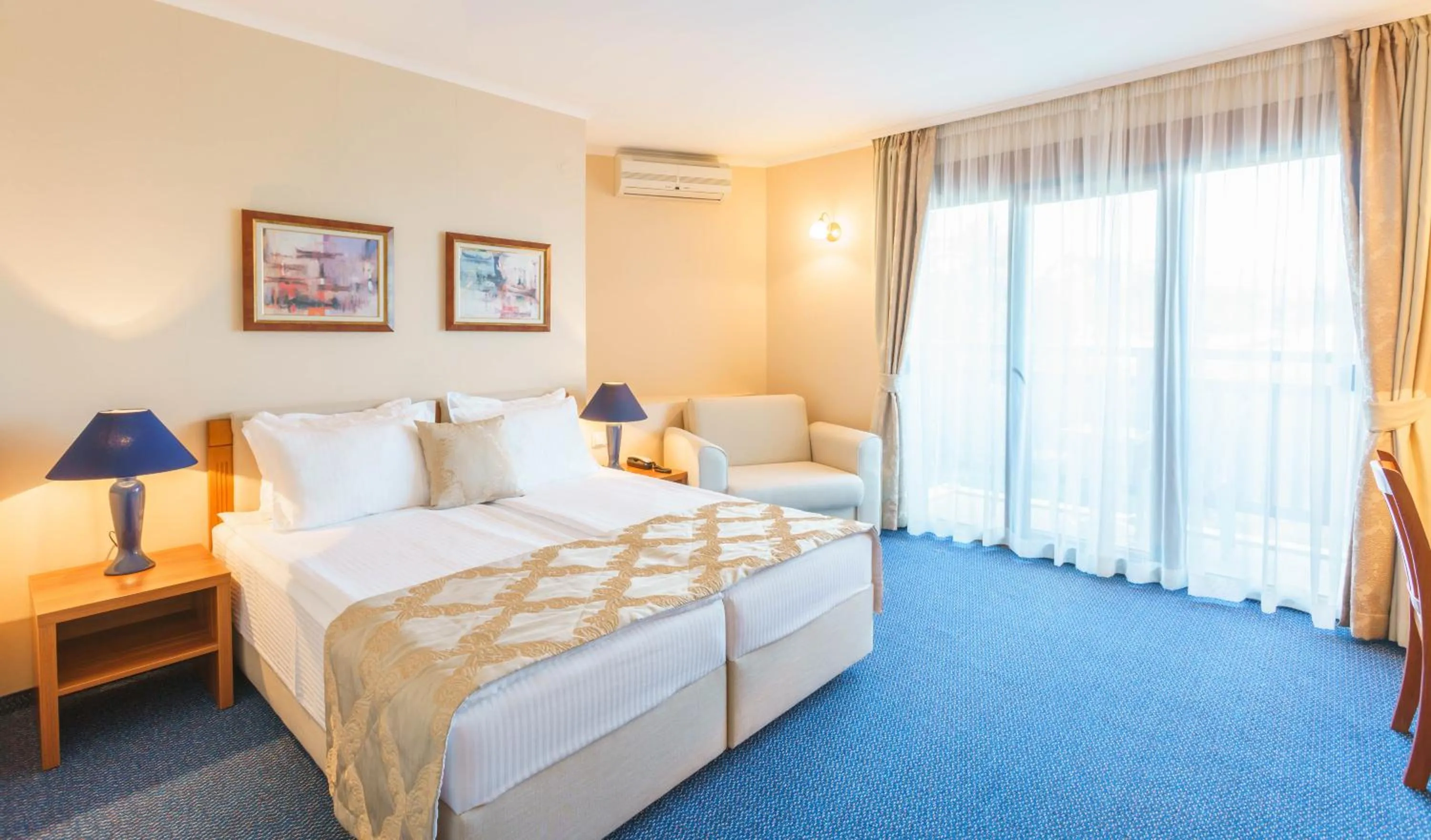 Photo of the whole room in Fjord B&B