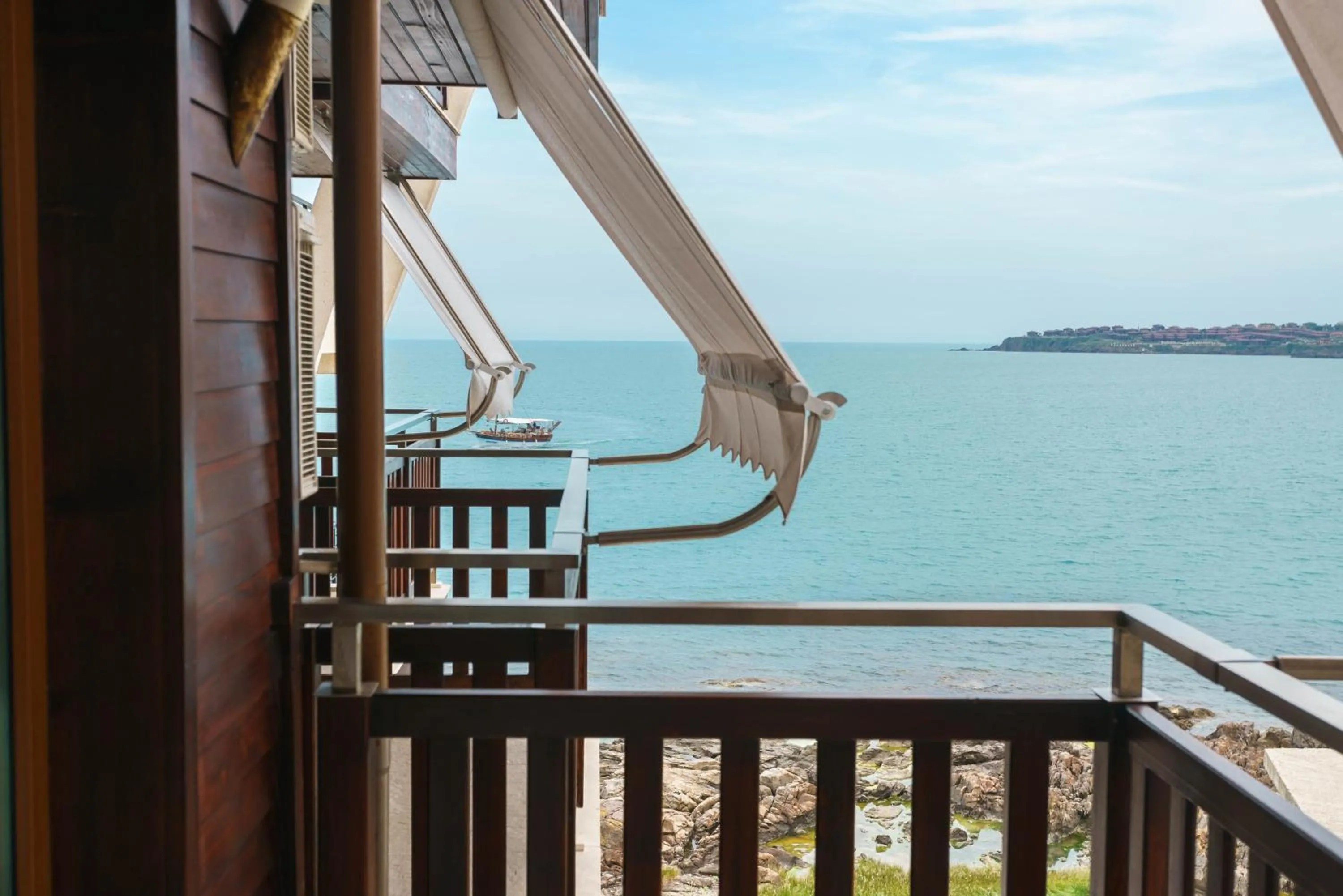 Sea view in Fjord B&B