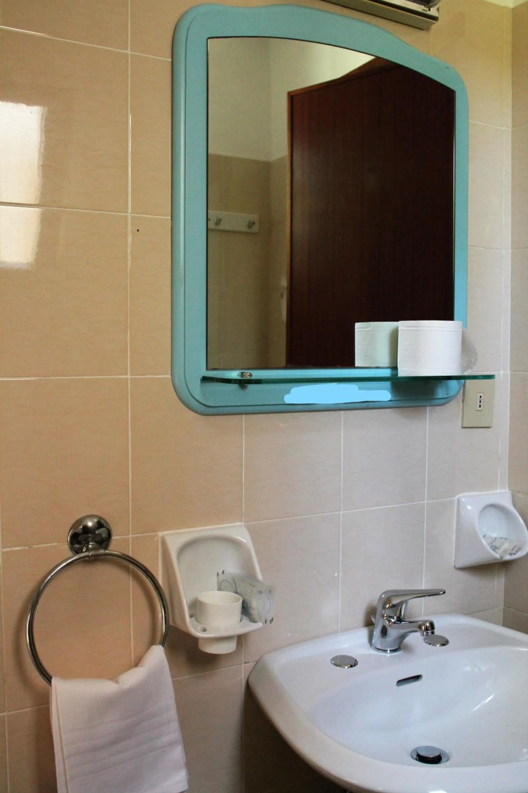 Bathroom in Hotel Eugenio