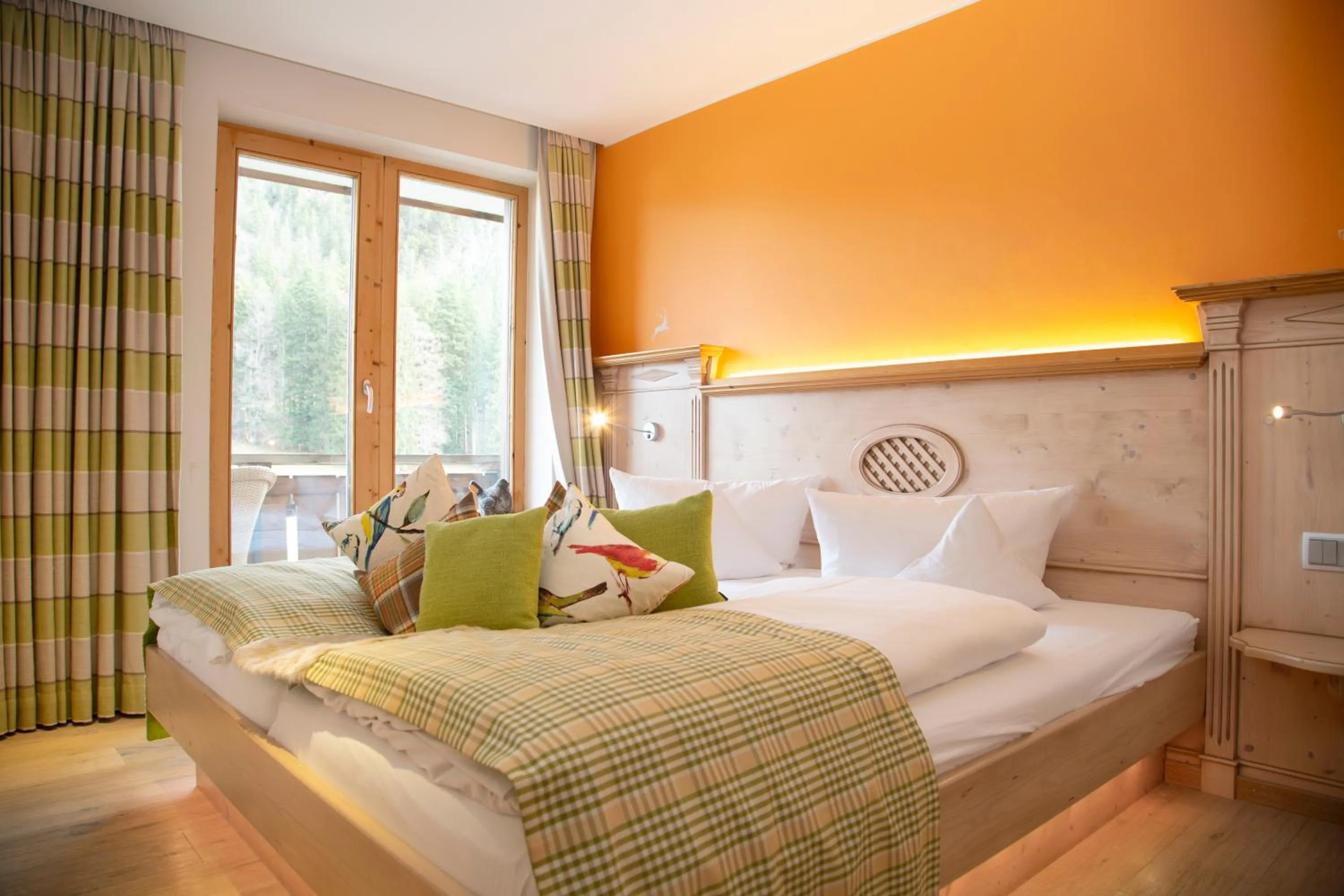Bed in Berghotel Schlossanger Alp