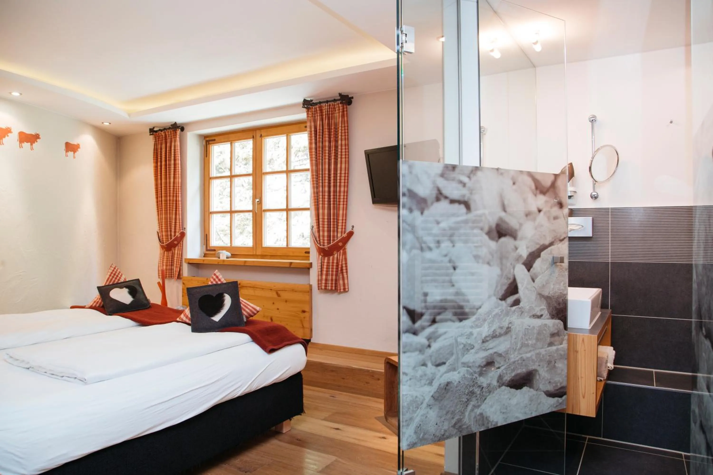 Photo of the whole room, Bed in Berghotel Schlossanger Alp