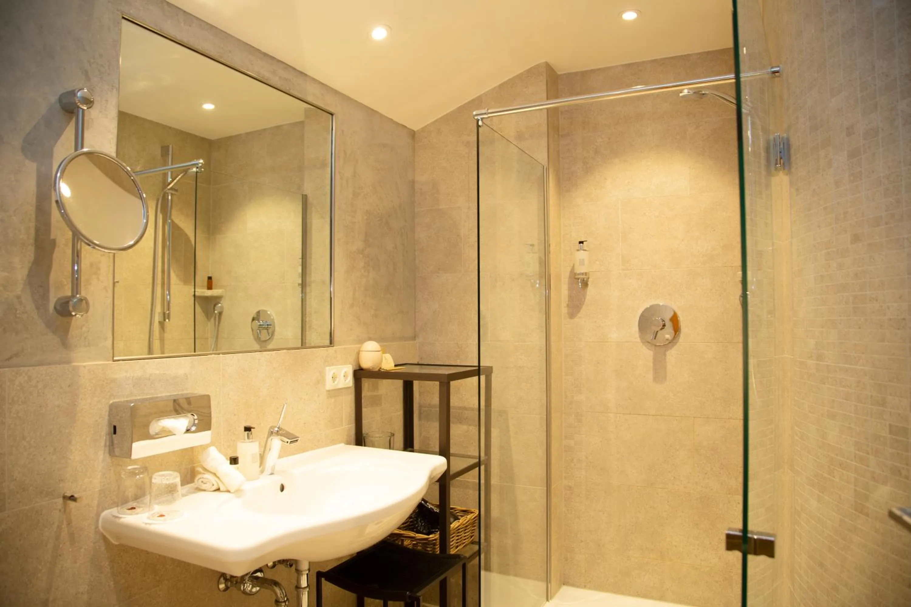 Bathroom in Berghotel Schlossanger Alp