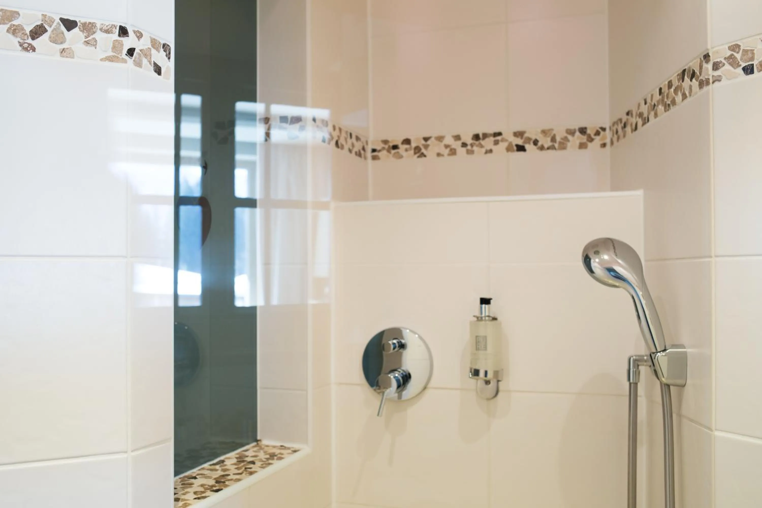 Bathroom in Berghotel Schlossanger Alp