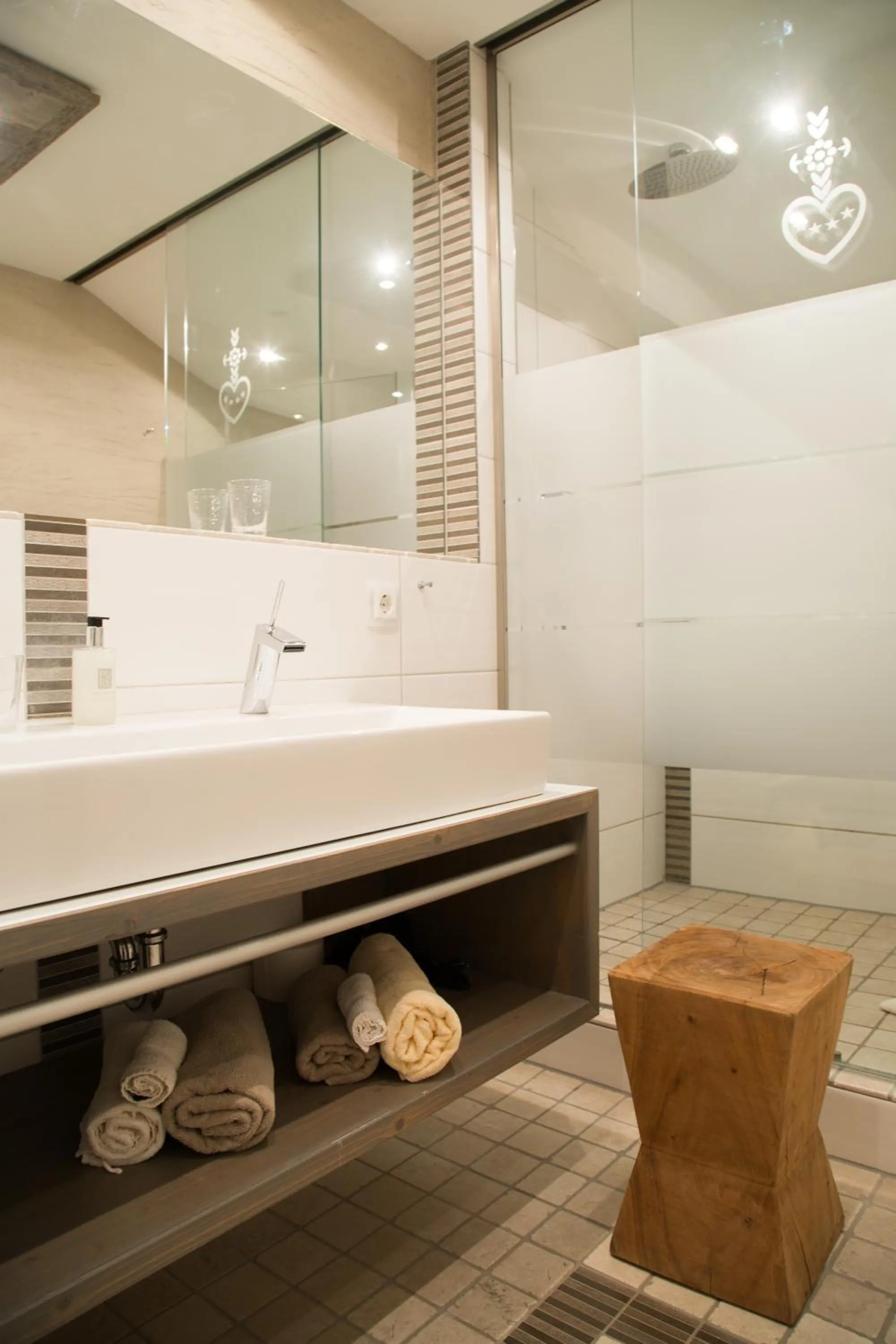 Bathroom in Berghotel Schlossanger Alp