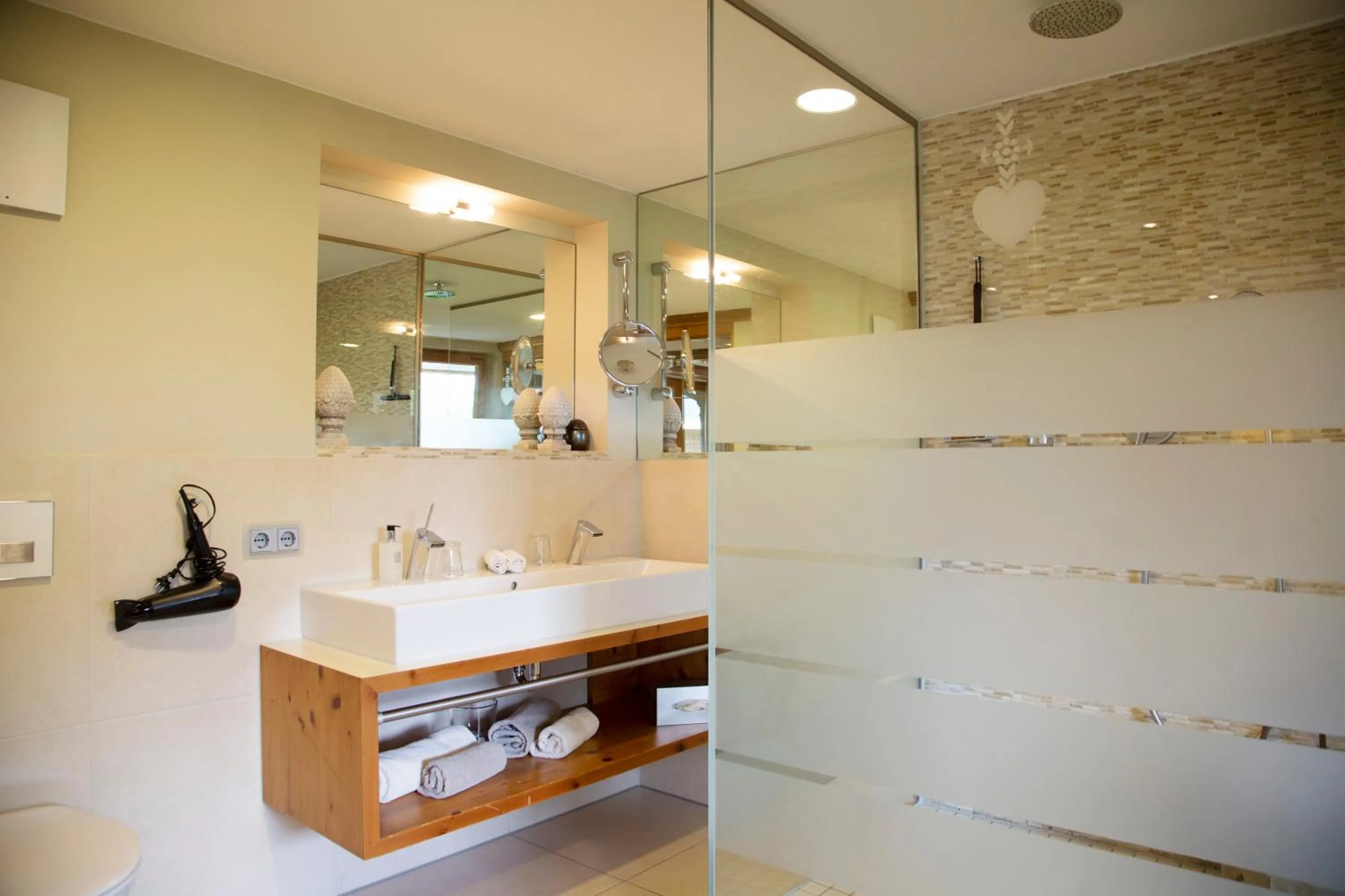 Bathroom in Berghotel Schlossanger Alp