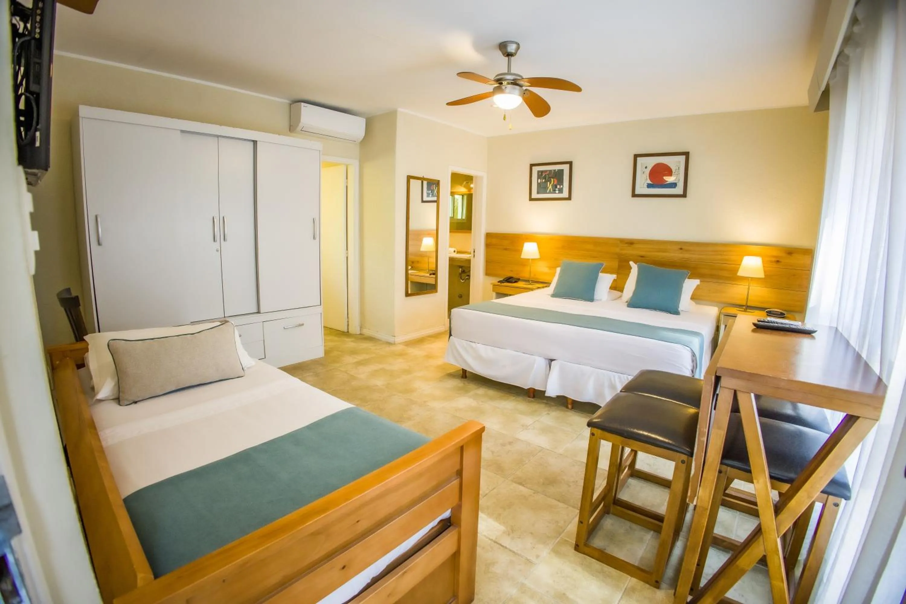 Bedroom, Bed in Joan Miró Hotel