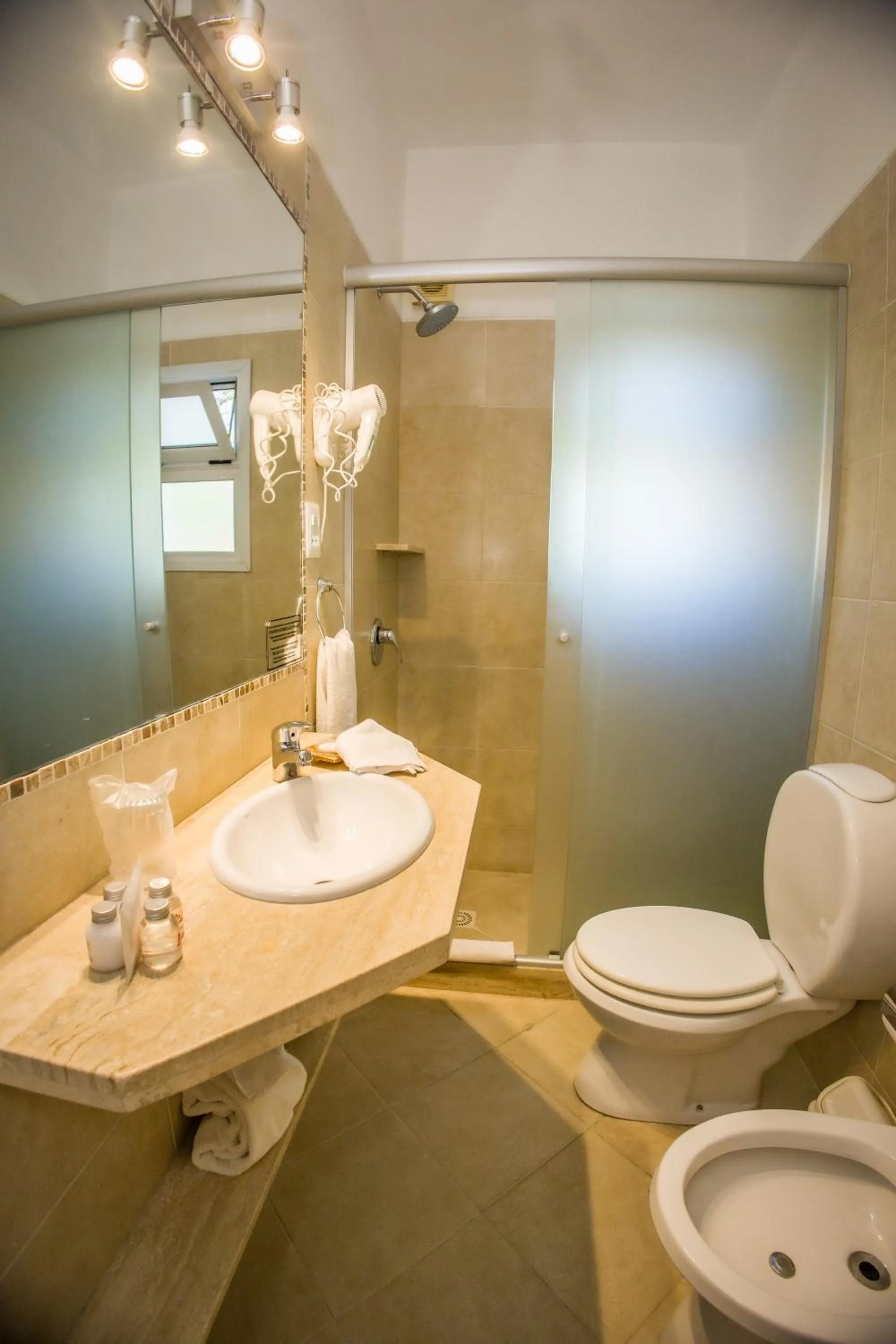 Bathroom in Joan Miró Hotel