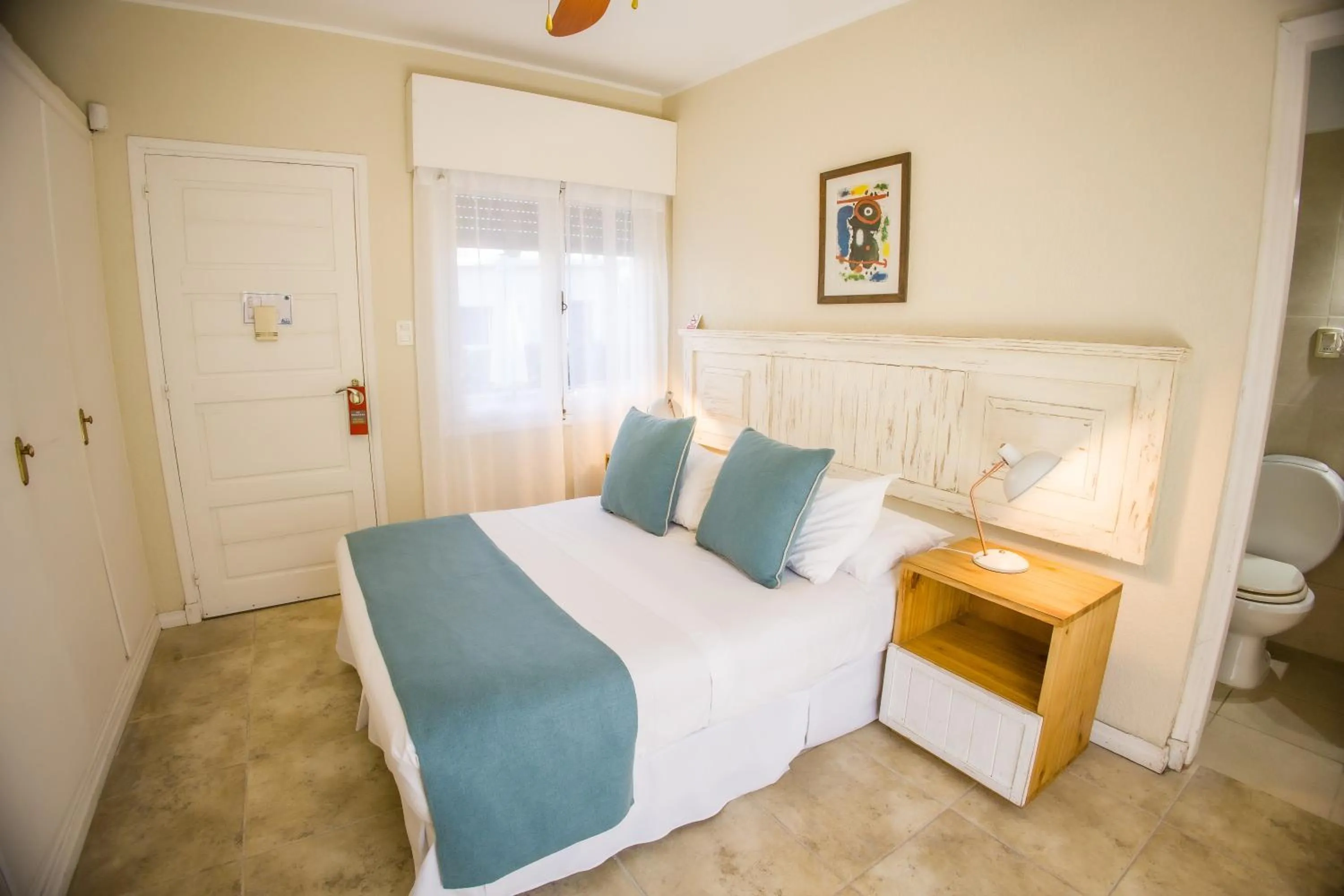 Bedroom, Bed in Joan Miró Hotel