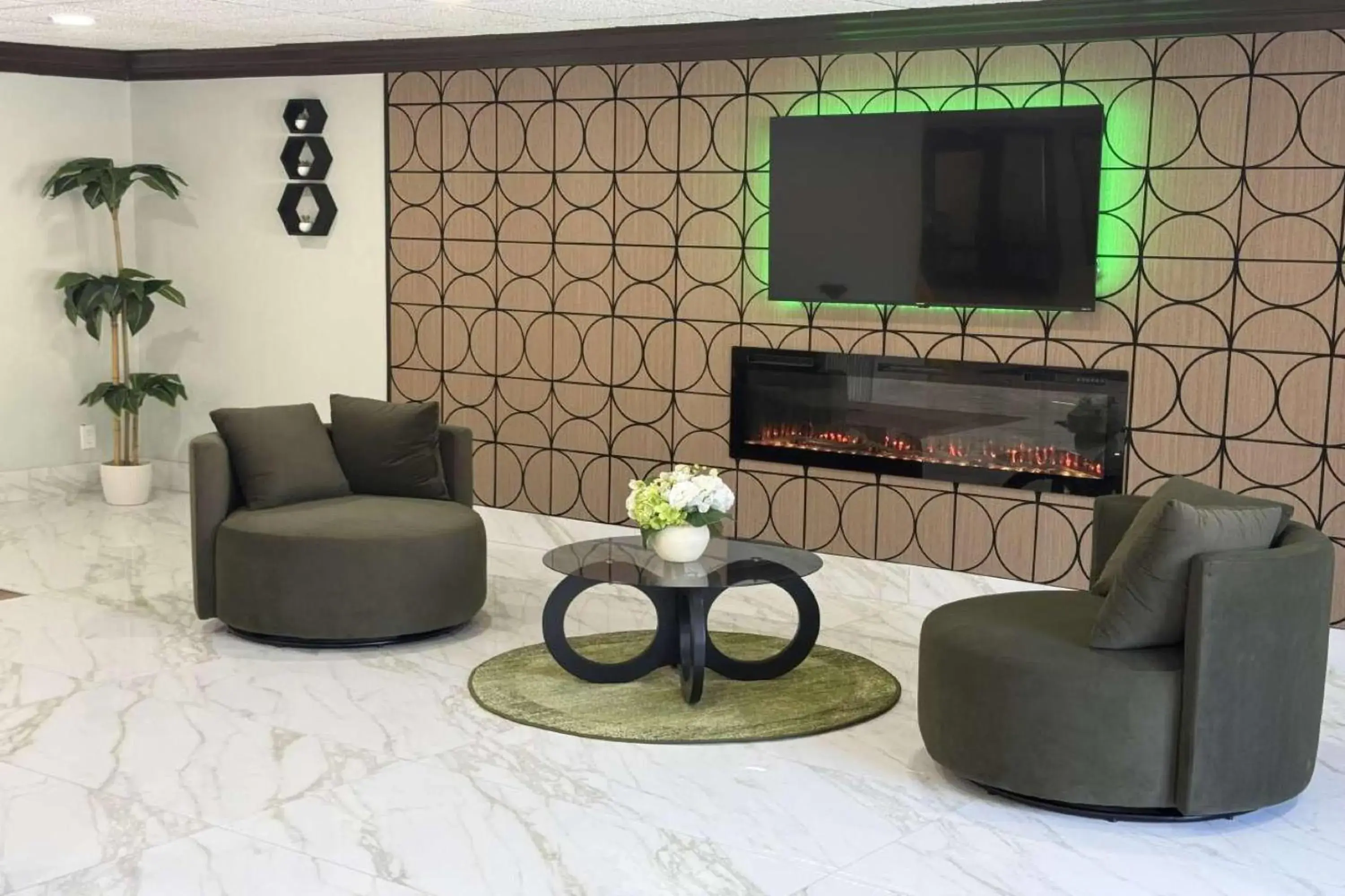 Lobby or reception in Wingate by Wyndham Livonia Lobby or reception in Wingate by Wyndham Livonia