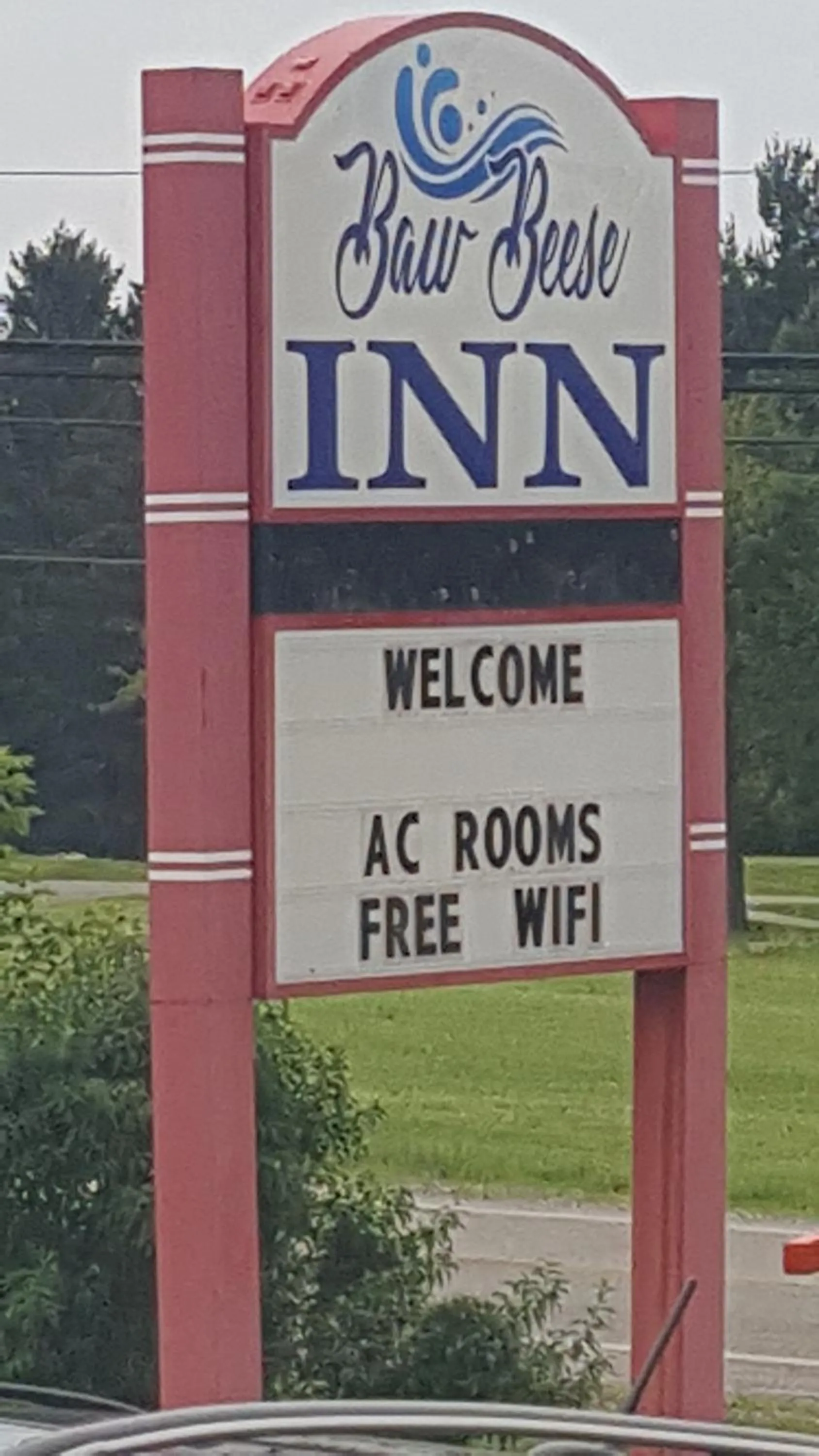 Logo/Certificate/Sign in Baw Beese Inn