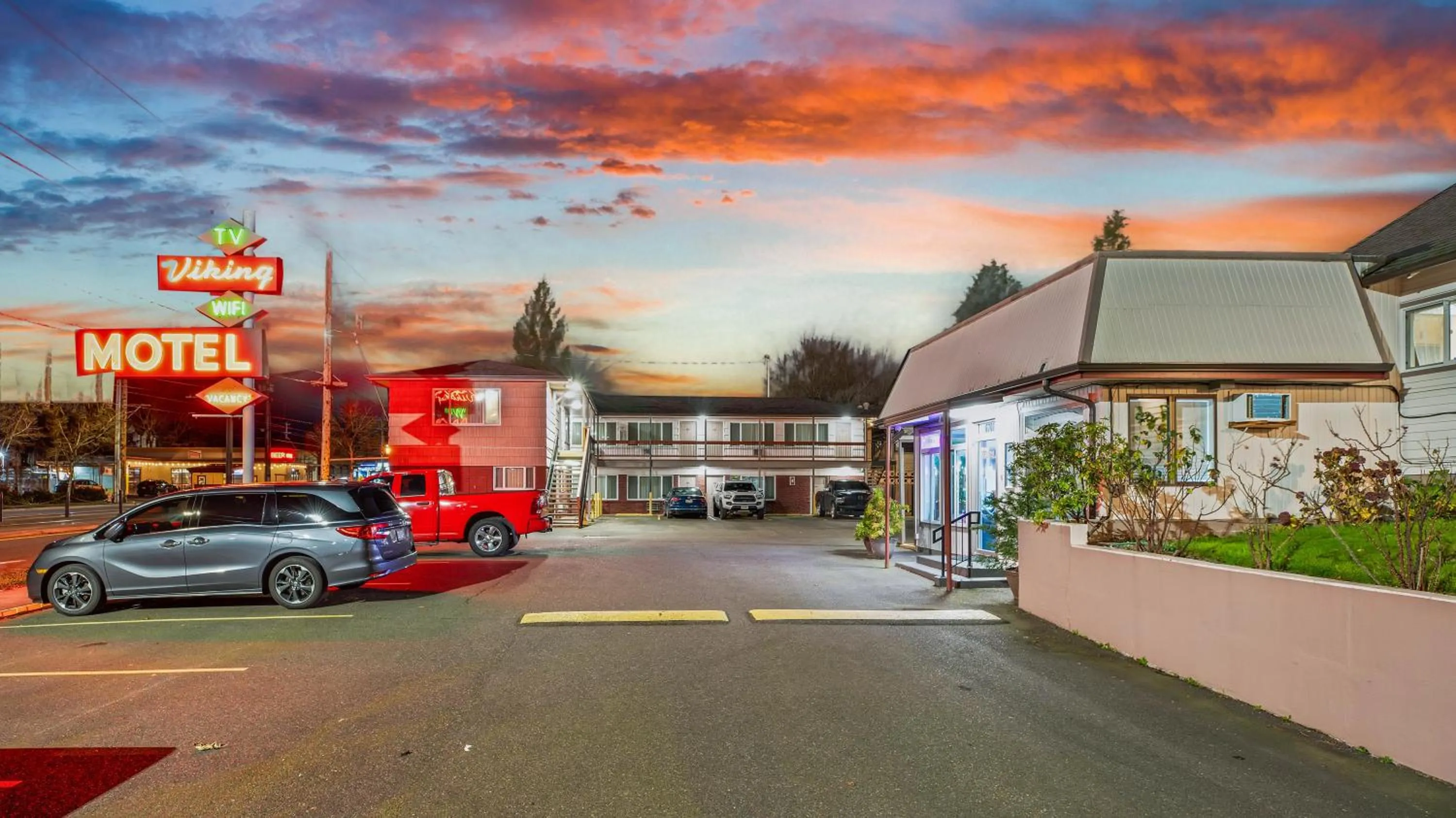 Property building in Viking Motel