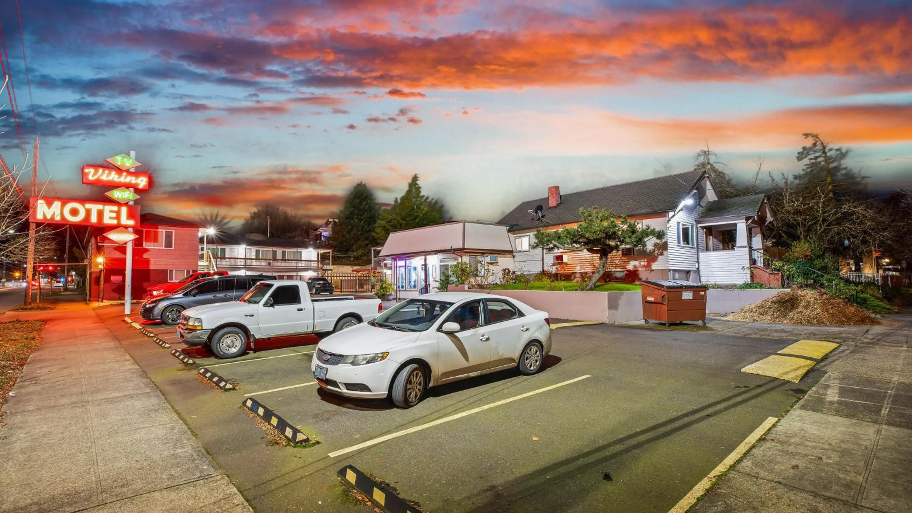 Property building in Viking Motel