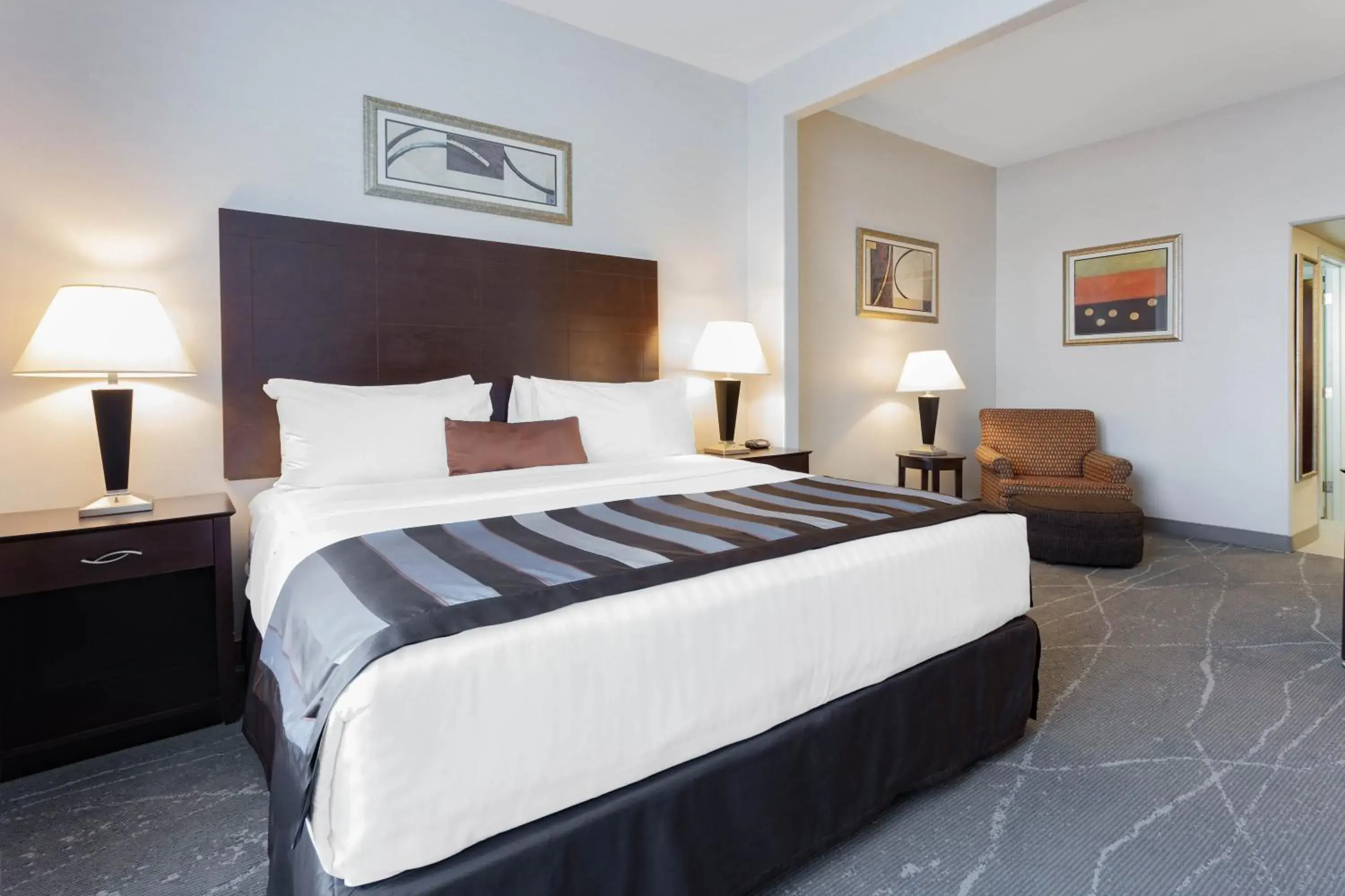 Bedroom, Bed in Wingate by Wyndham Tinley Park Bedroom, Bed in Wingate by Wyndham Tinley Park