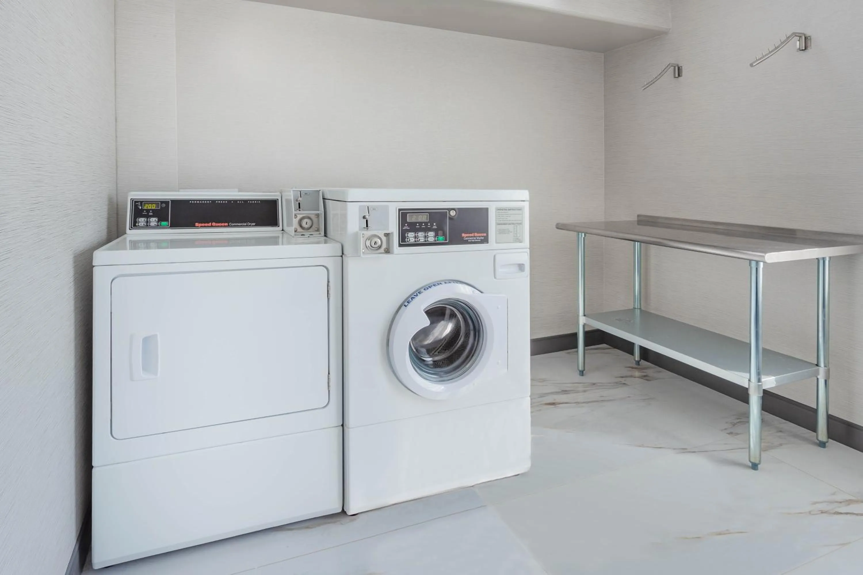 washing machine in Wingate by Wyndham Tinley Park