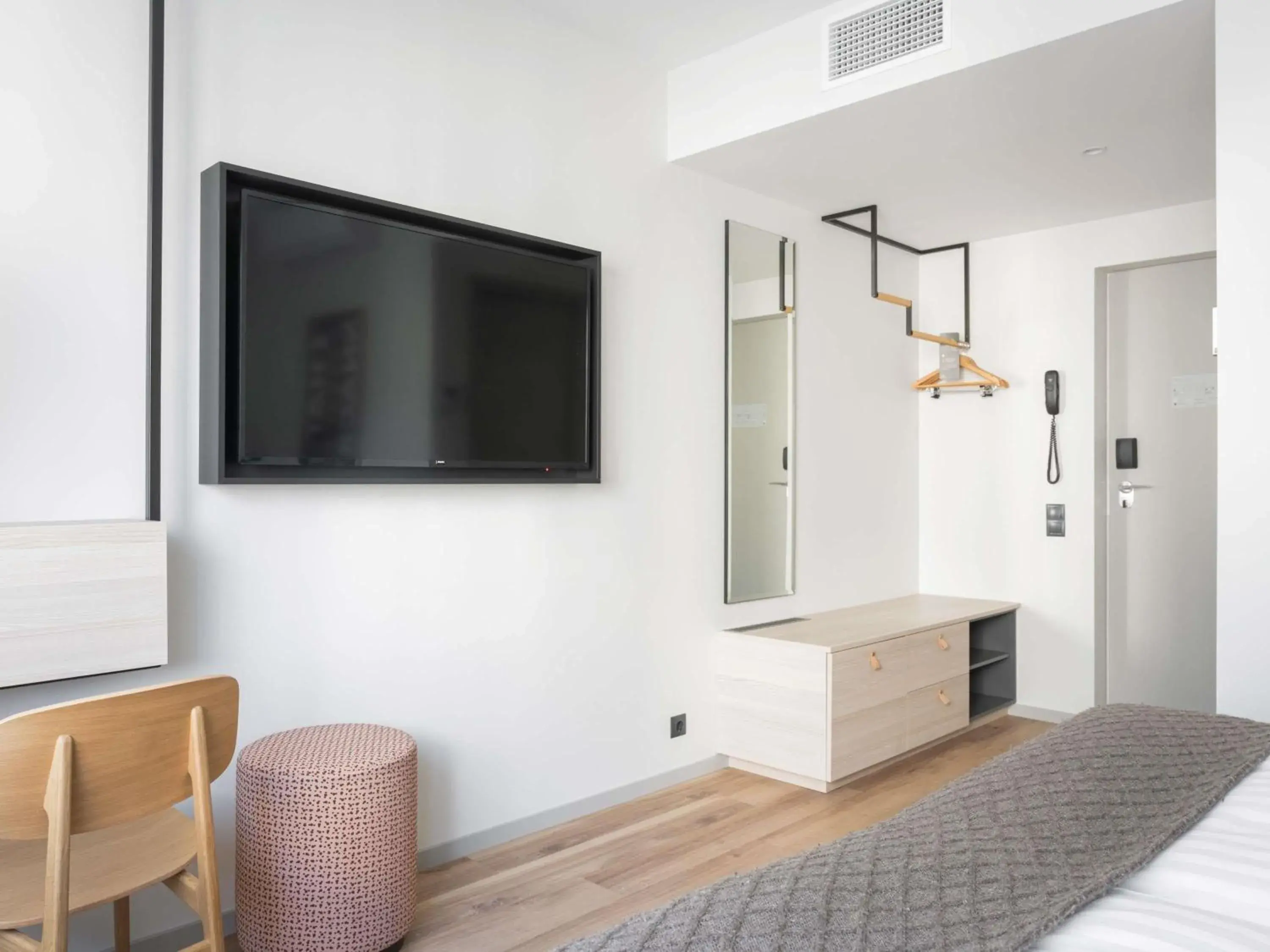 Bedroom, Bed in Oru Hub Hotel Tallinn - Handwritten Collection Bedroom, Bed in Oru Hub Hotel Tallinn - Handwritten Collection