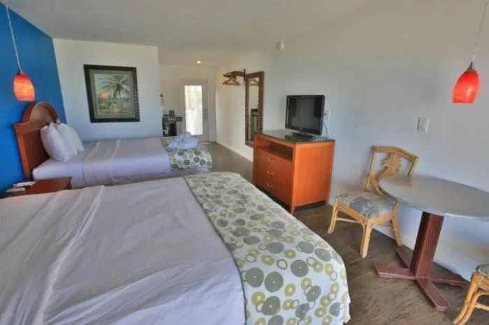 Bed in Daytona Dream Inn By AmeriVu
