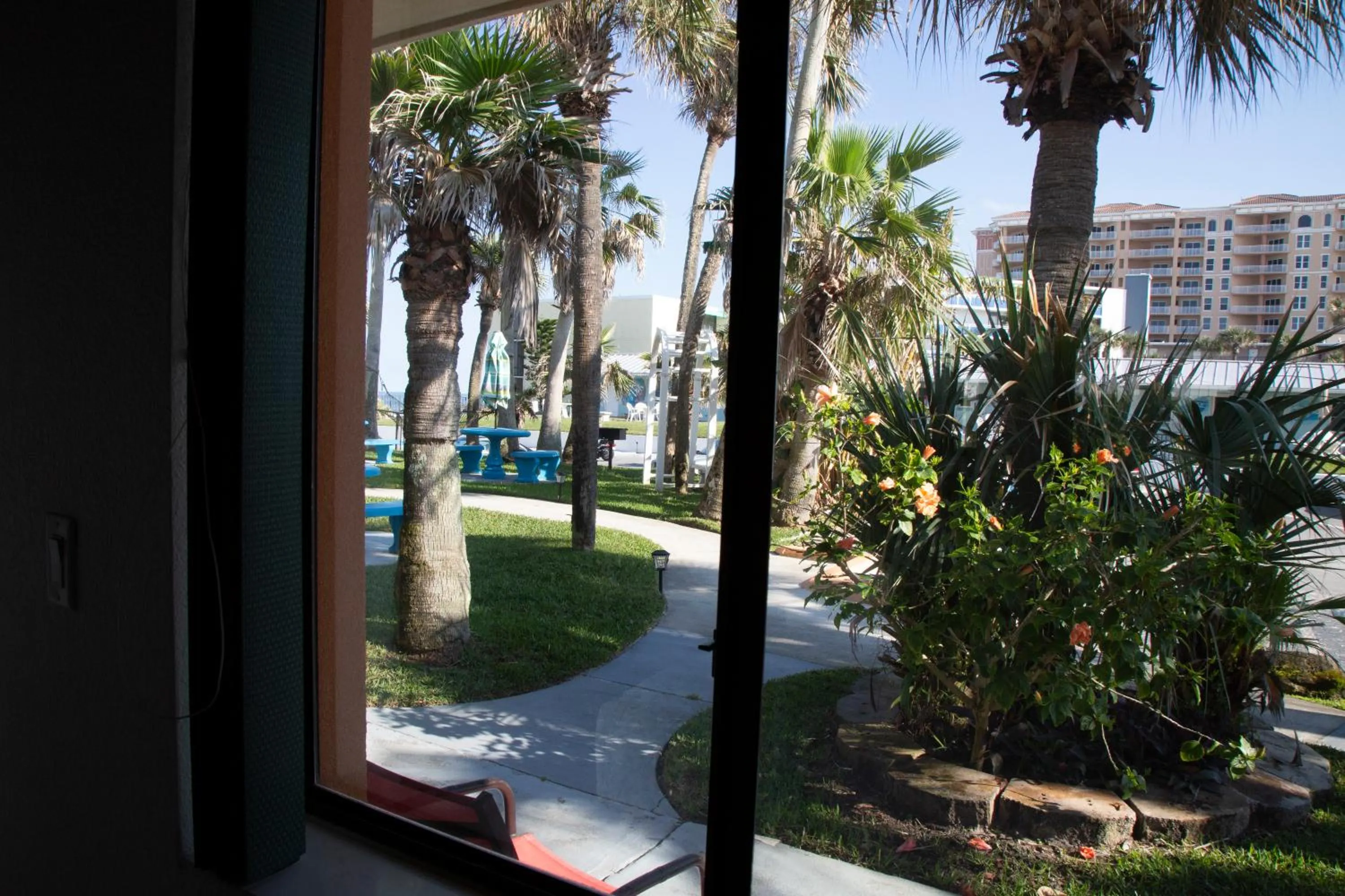 Garden view in Daytona Dream Inn By AmeriVu