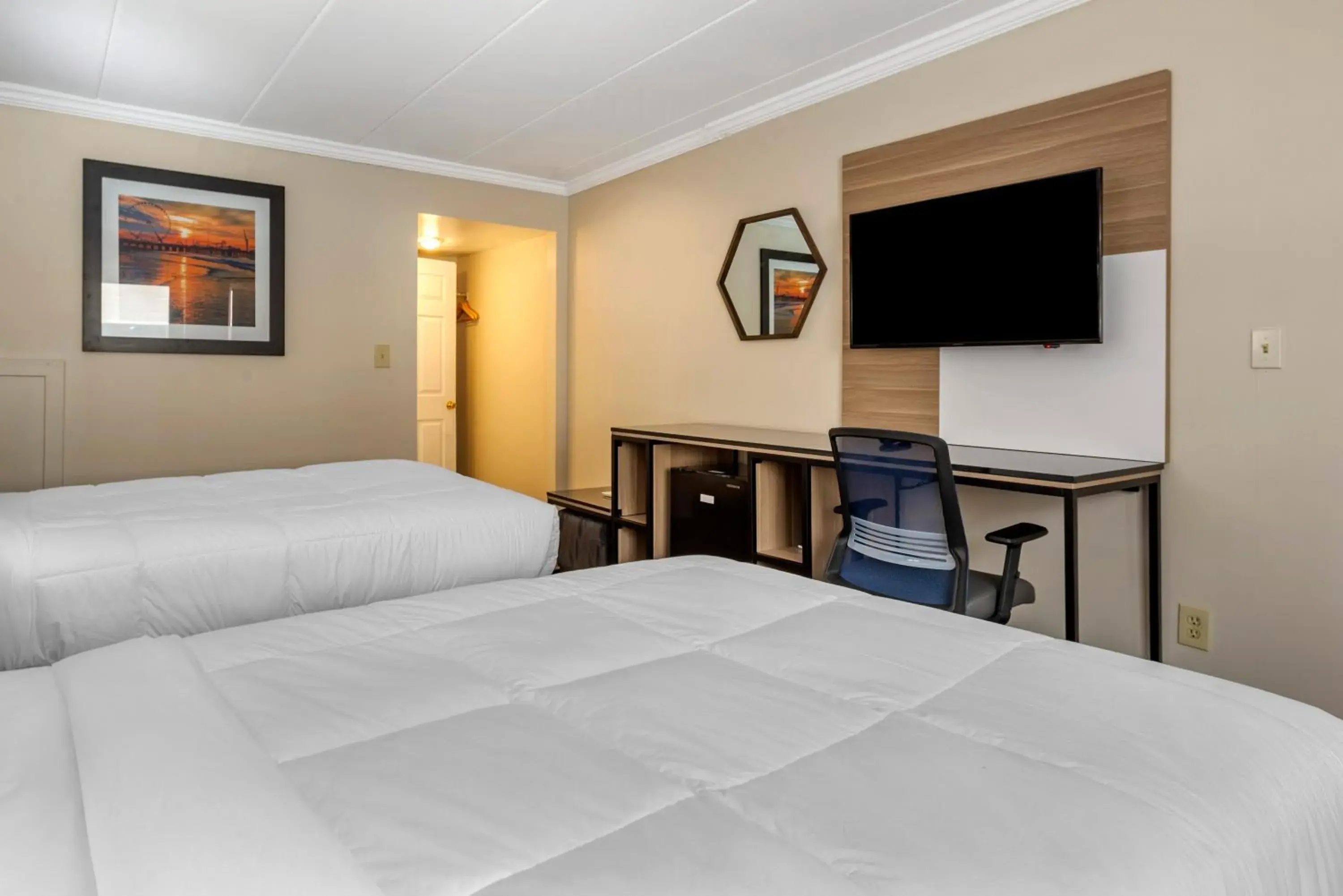 Bed in Rodeway Inn Oceanview Bed in Rodeway Inn Oceanview
