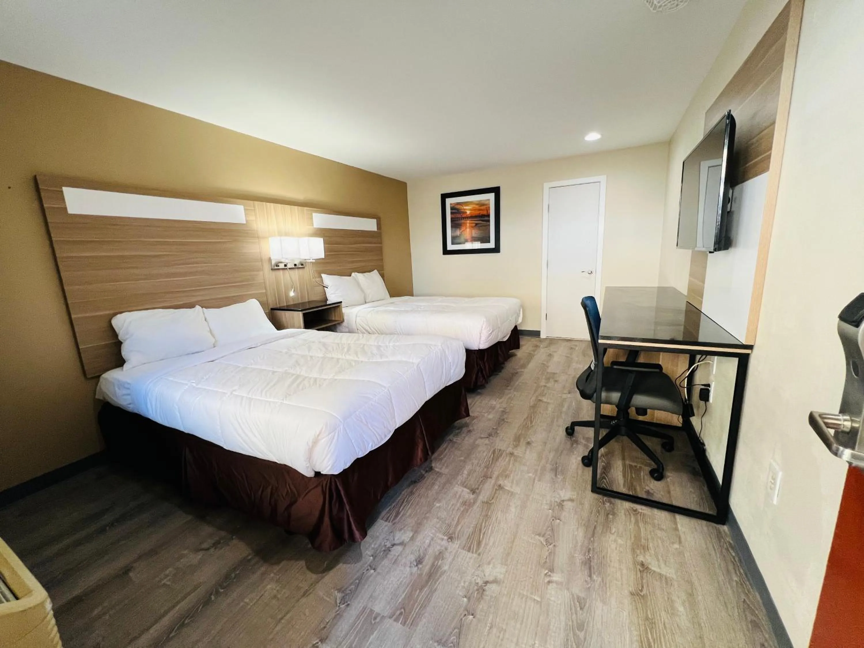 Bed in Rodeway Inn Oceanview