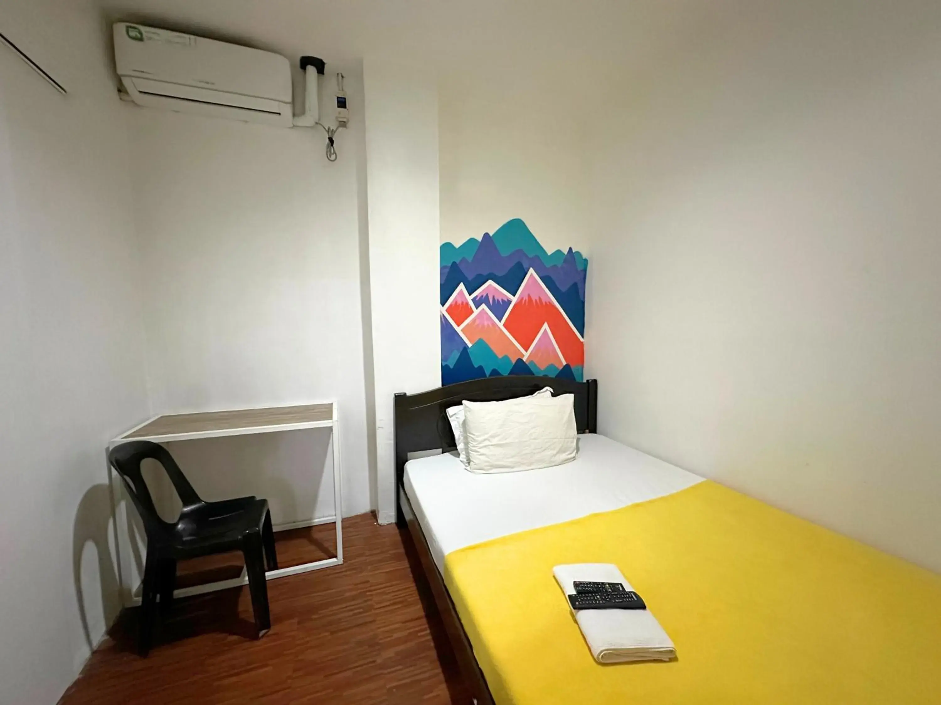 Standard Double Room in Dormitelsph España Standard Double Room in Dormitelsph España