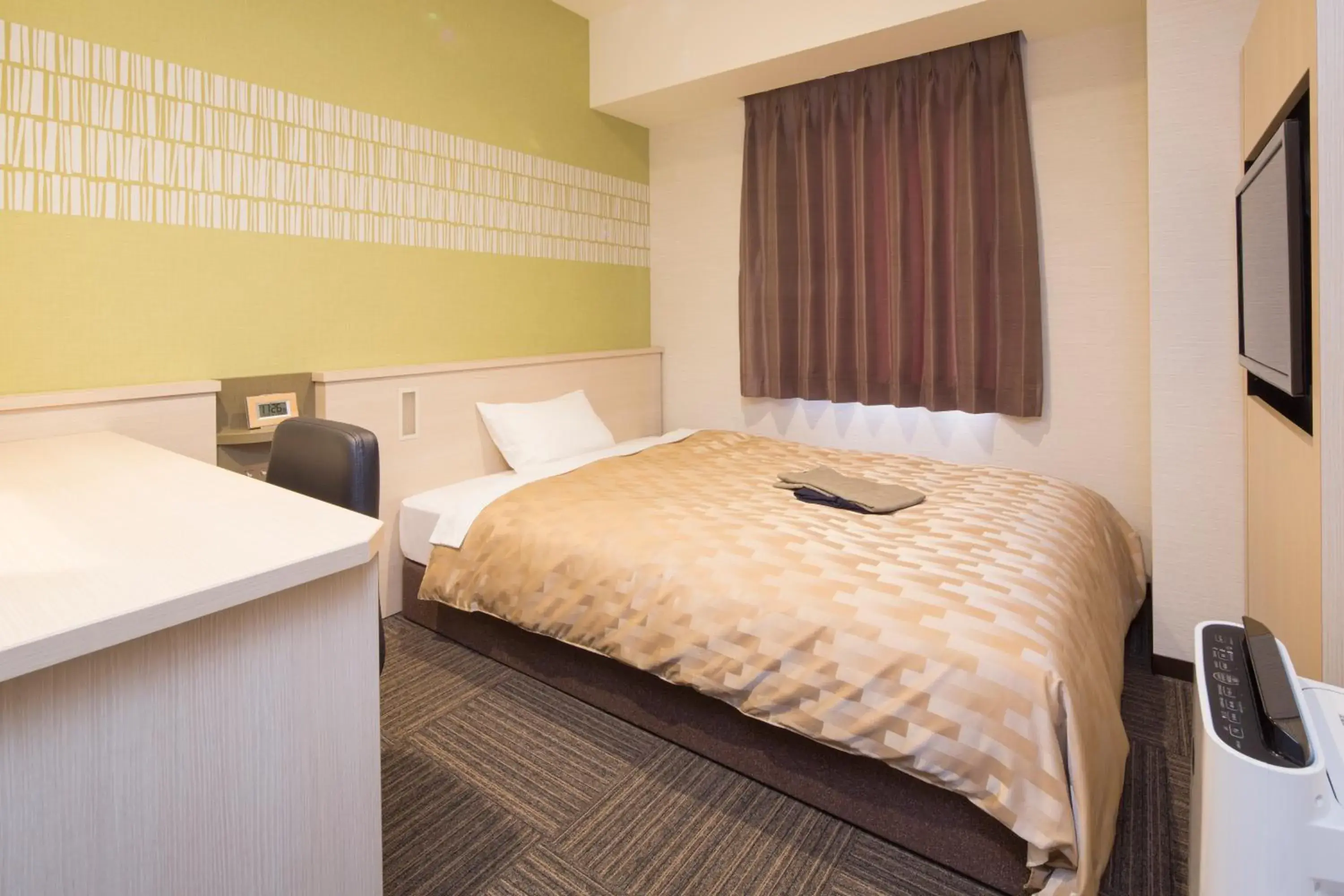 Photo of the whole room, Bed in Sanco Inn Iseshi-Ekimae Shikinoyu Photo of the whole room, Bed in Sanco Inn Iseshi-Ekimae Shikinoyu