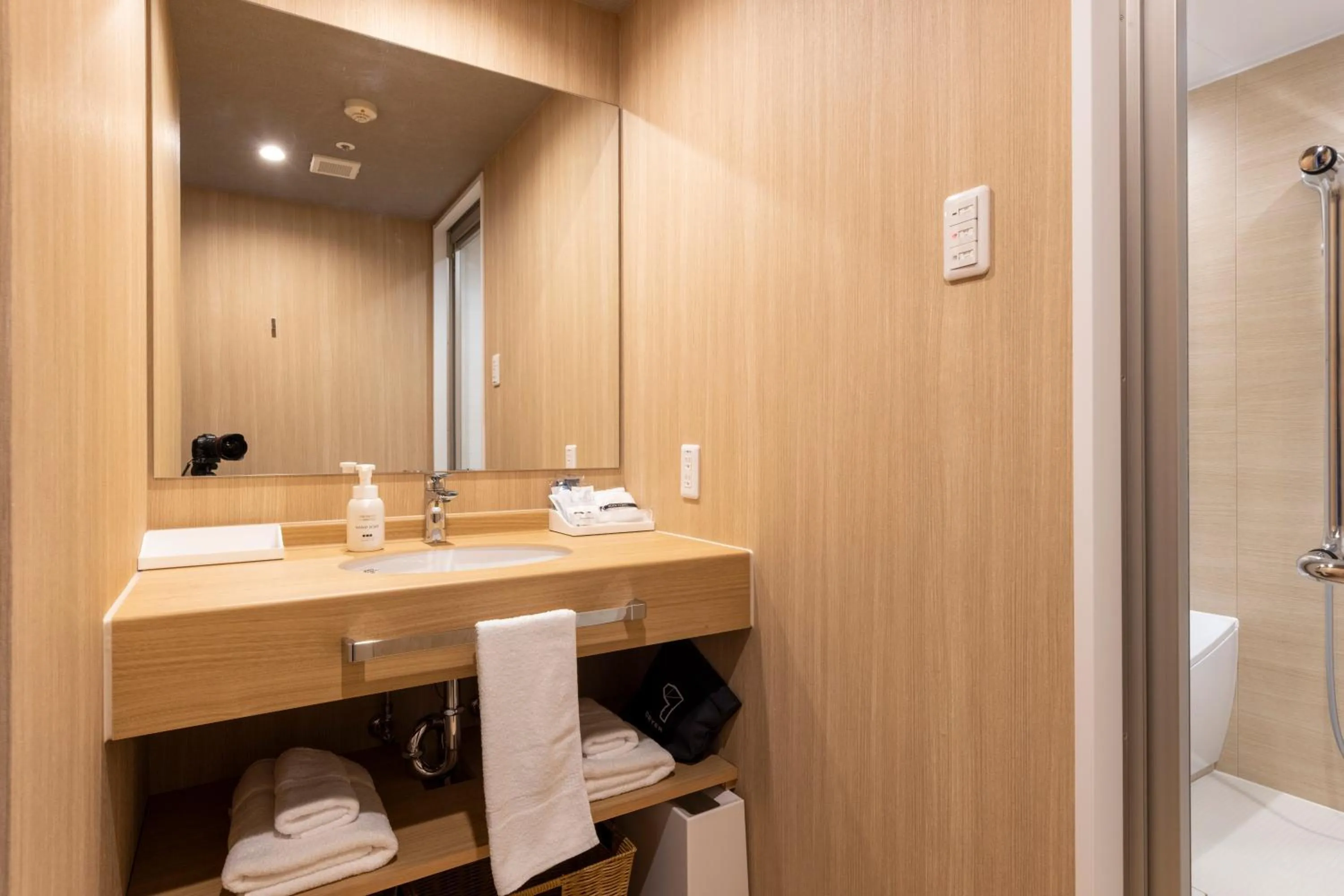 Photo of the whole room in Sanco Inn Iseshi-Ekimae Shikinoyu