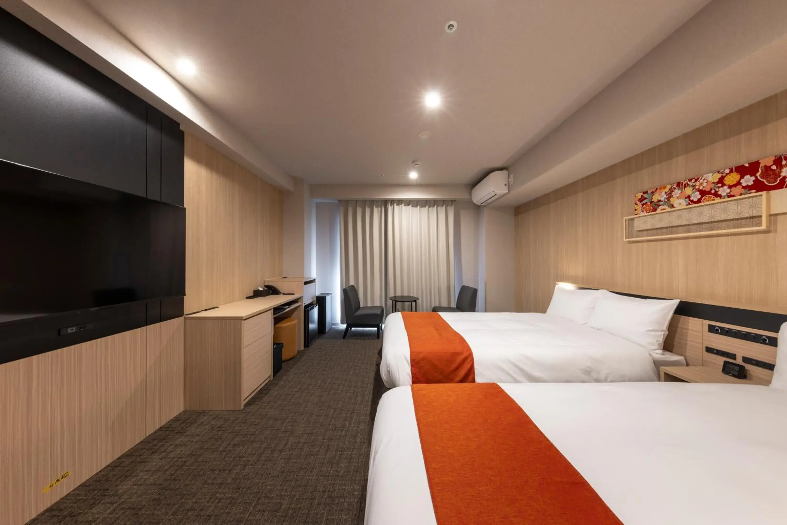 Photo of the whole room, Bed in Sanco Inn Iseshi-Ekimae Shikinoyu Photo of the whole room, Bed in Sanco Inn Iseshi-Ekimae Shikinoyu