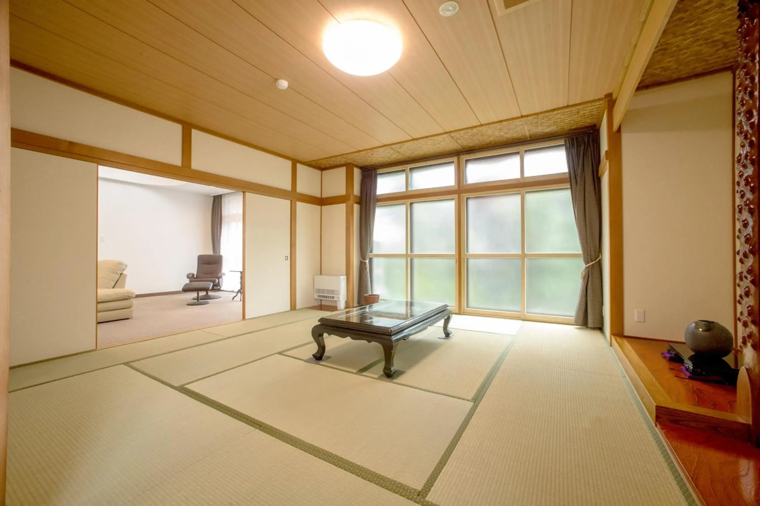 Photo of the whole room in Condominium Panoramique Motomachi Photo of the whole room in Condominium Panoramique Motomachi