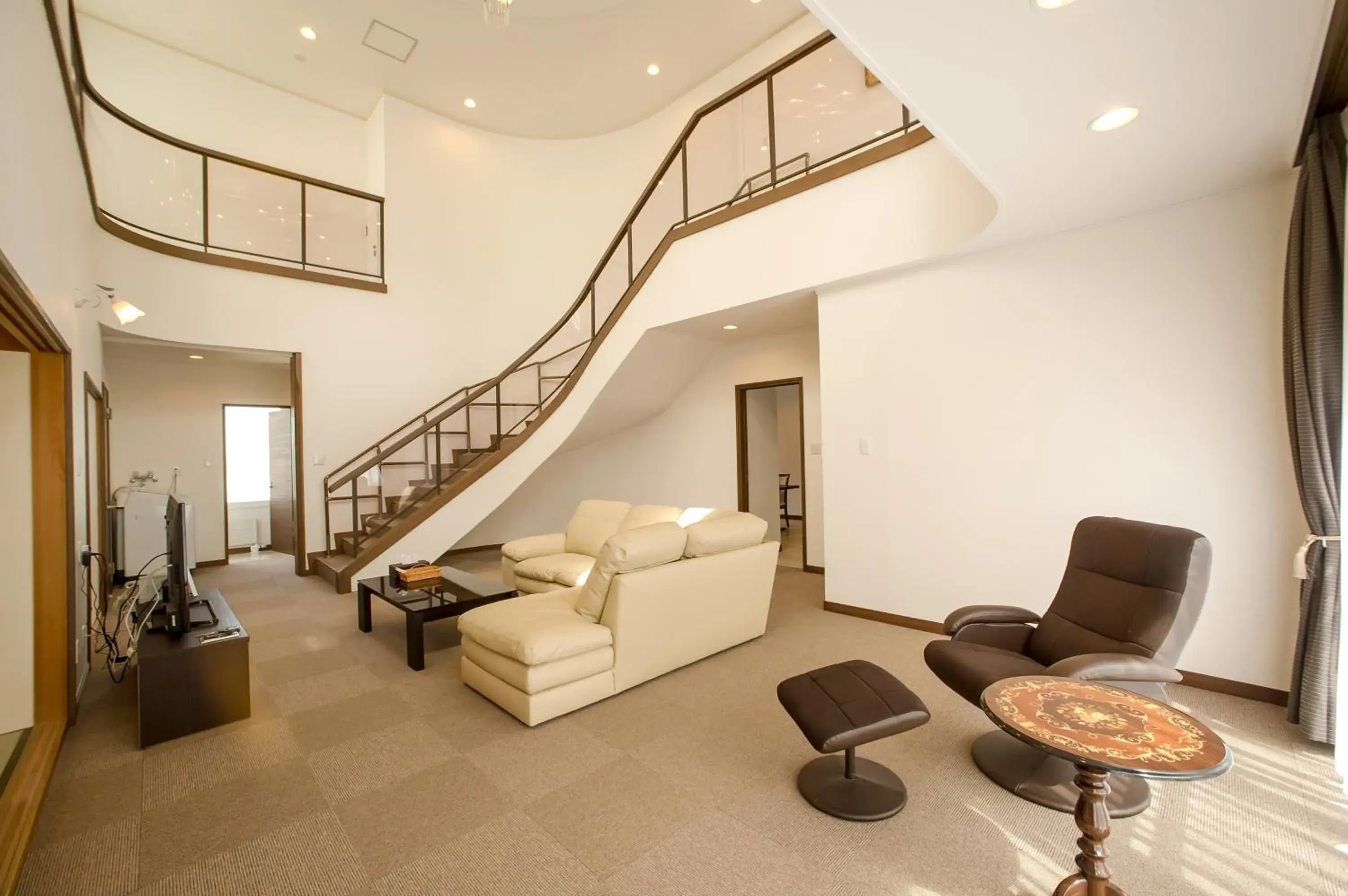 Photo of the whole room in Condominium Panoramique Motomachi Photo of the whole room in Condominium Panoramique Motomachi