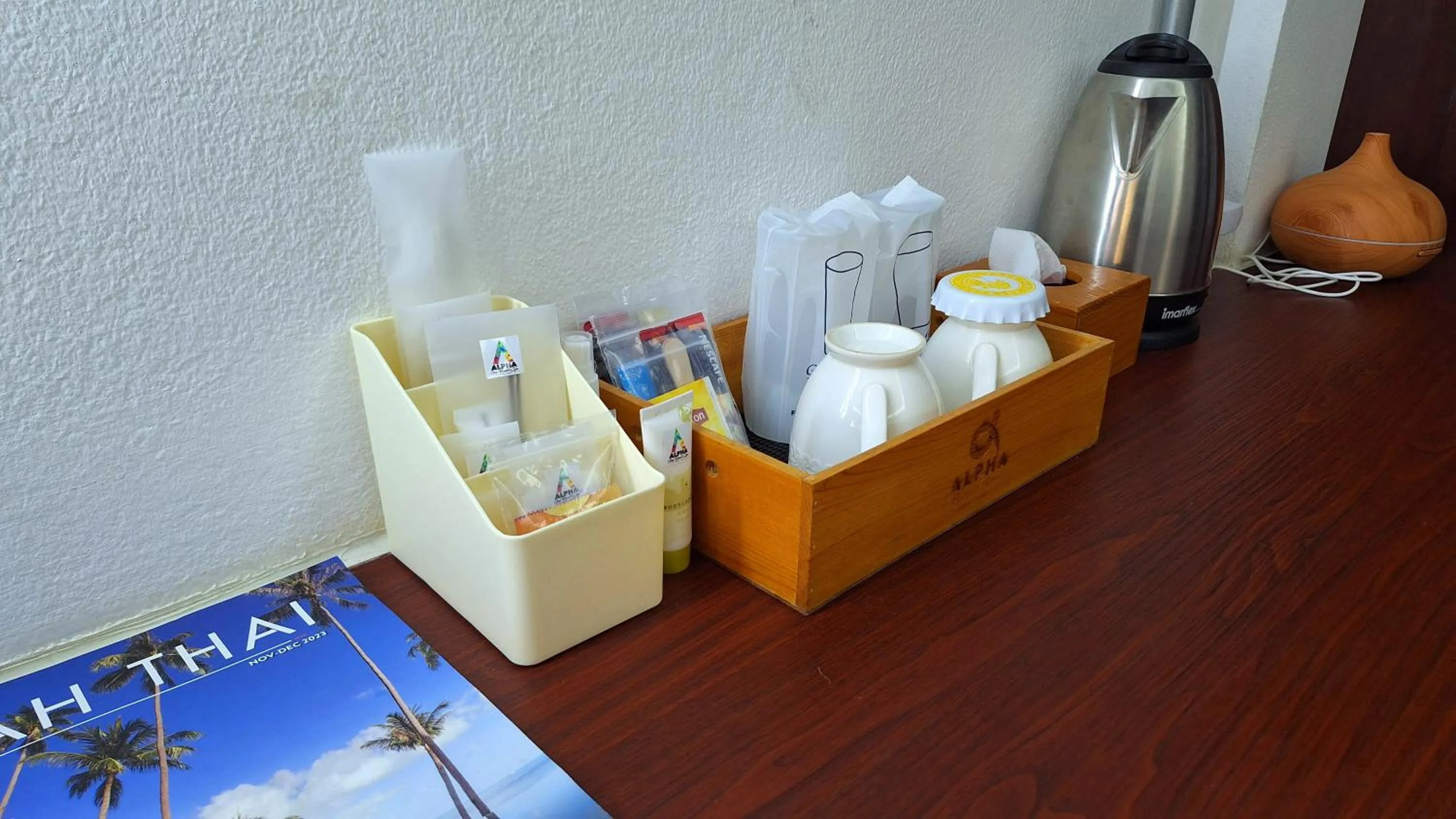 Coffee/tea facilities in Alpha Gay Resort & Spa - Men Only