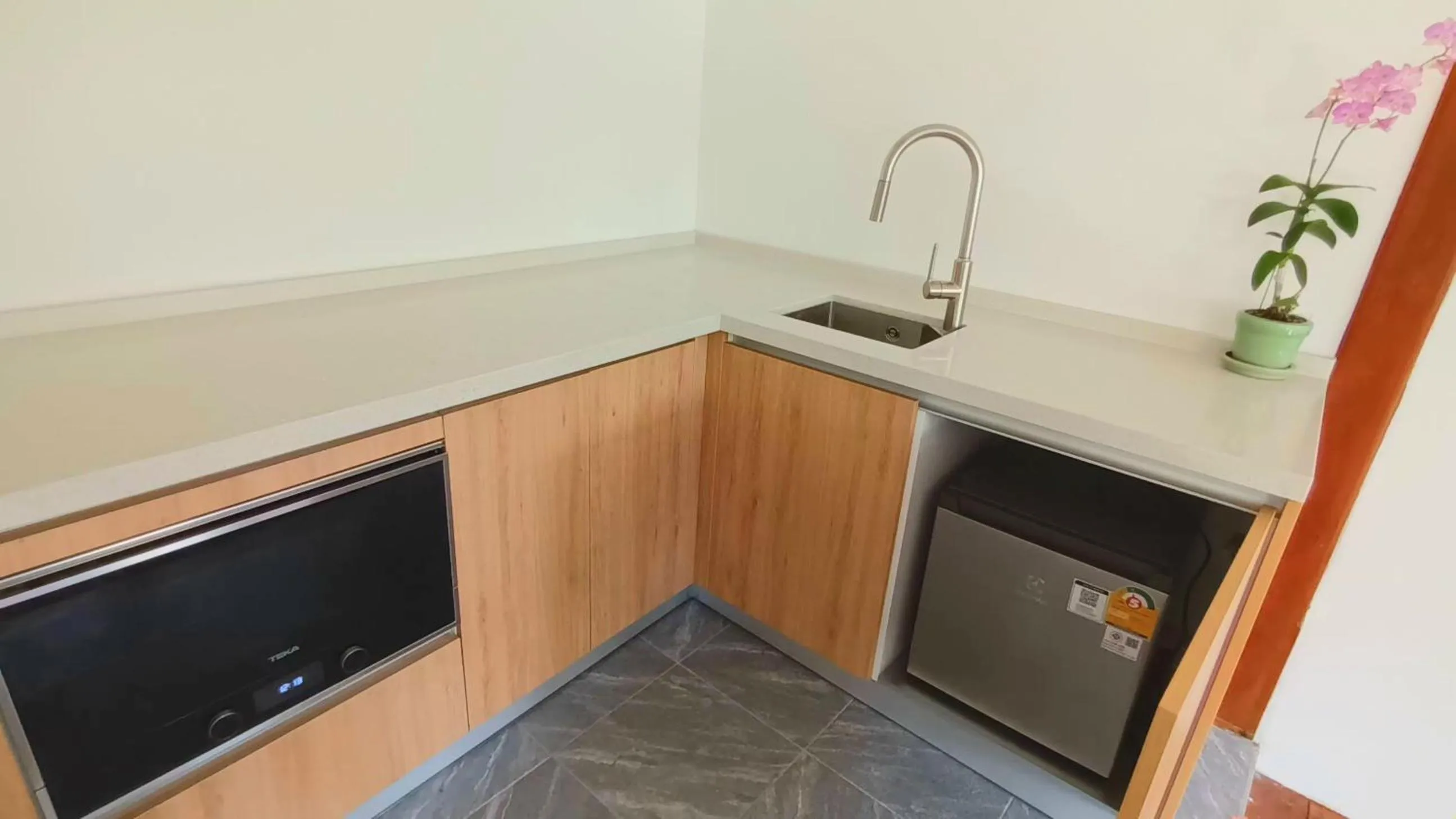 Kitchen or kitchenette in Alpha Gay Resort & Spa - Men Only