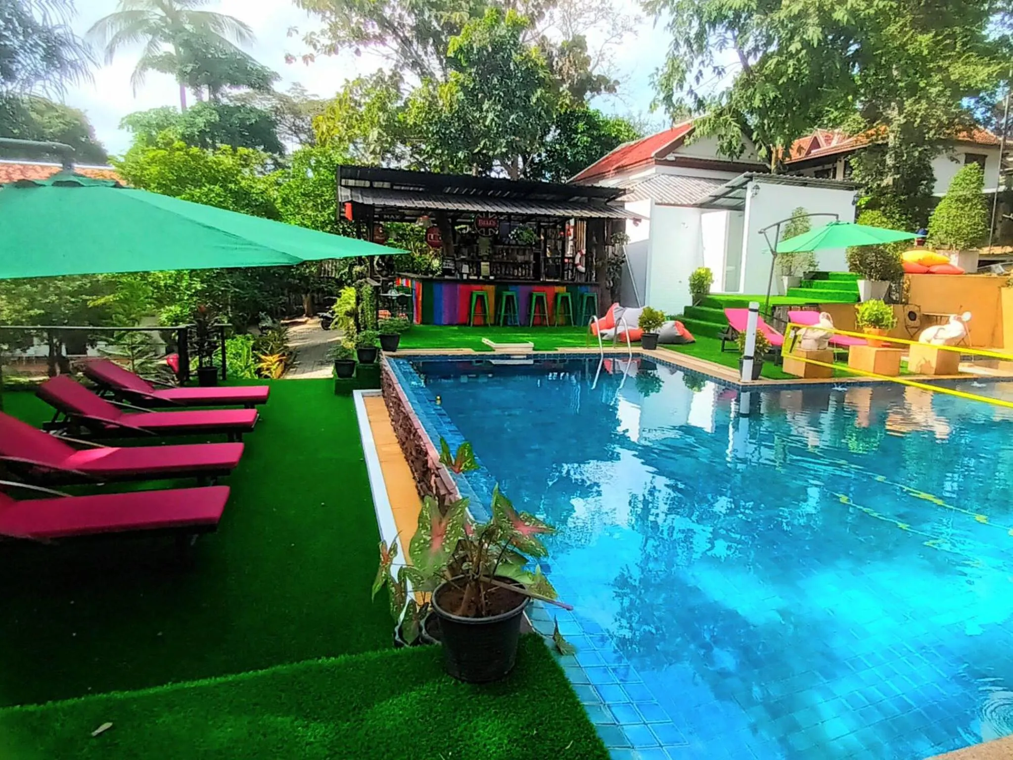 Lounge or bar in Alpha Gay Resort & Spa - Men Only