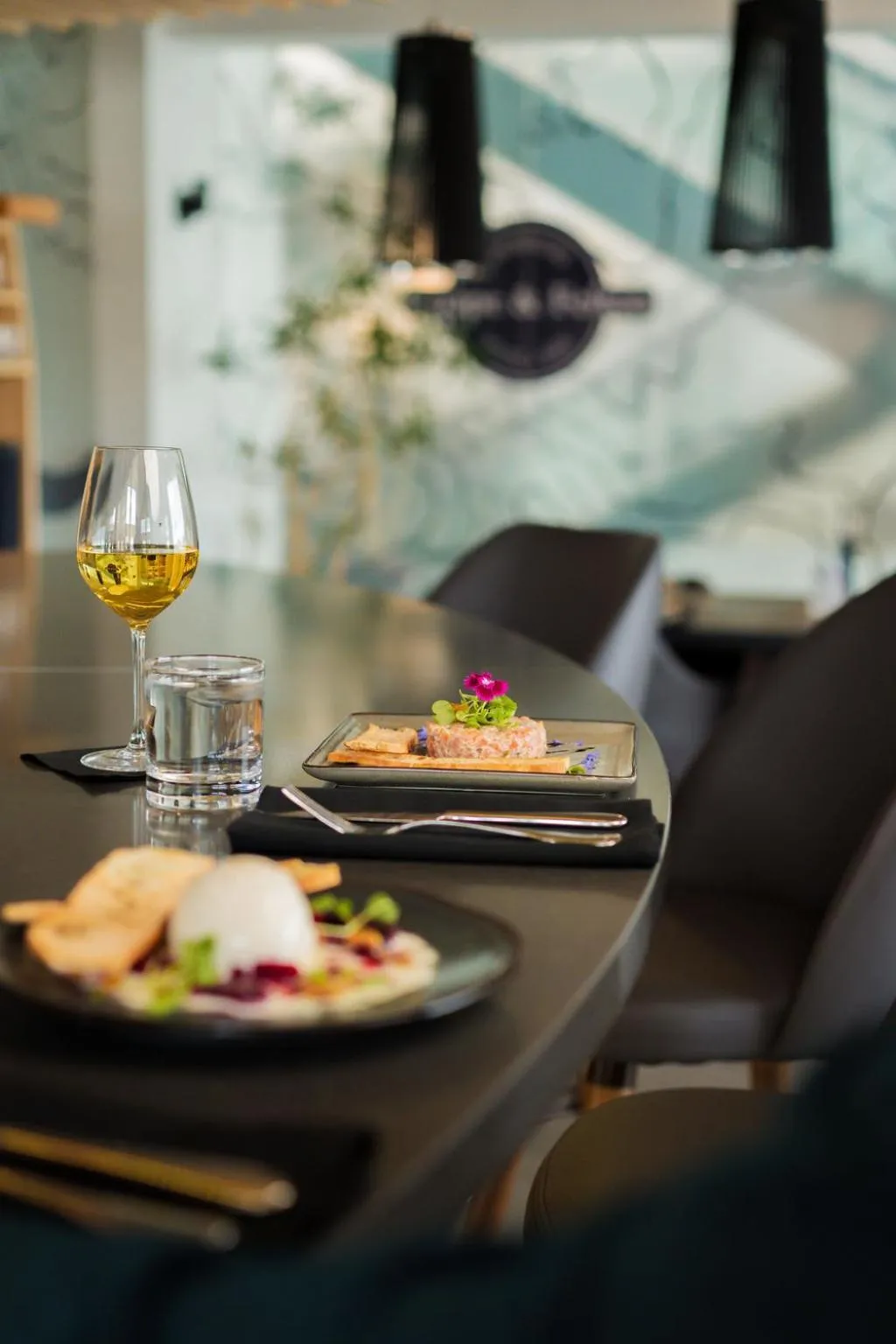 Restaurant/places to eat in Delta Hotels by Marriott Sherbrooke Conference Centre