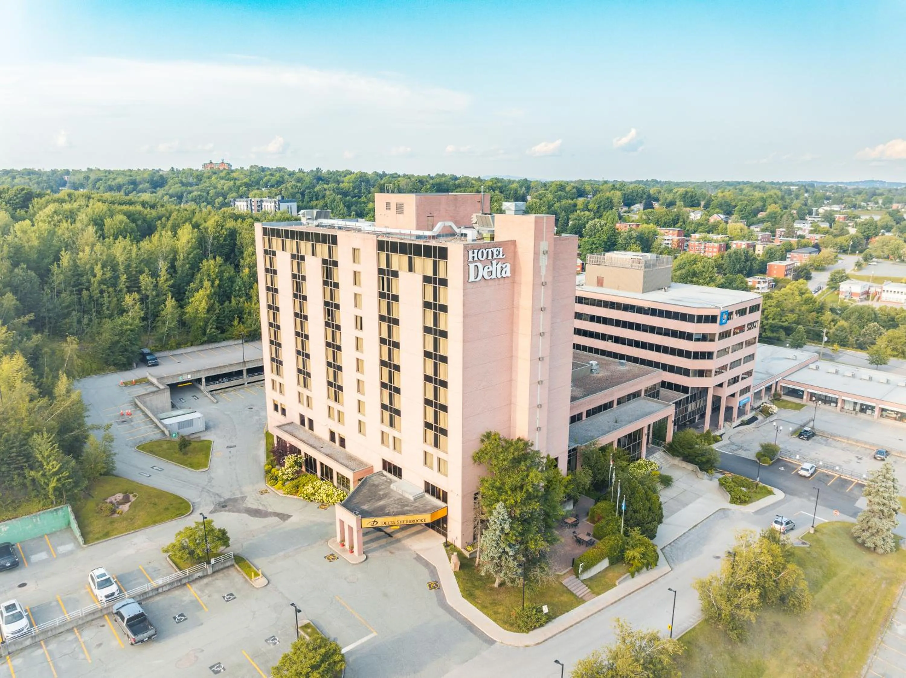Property building in Delta Hotels by Marriott Sherbrooke Conference Centre