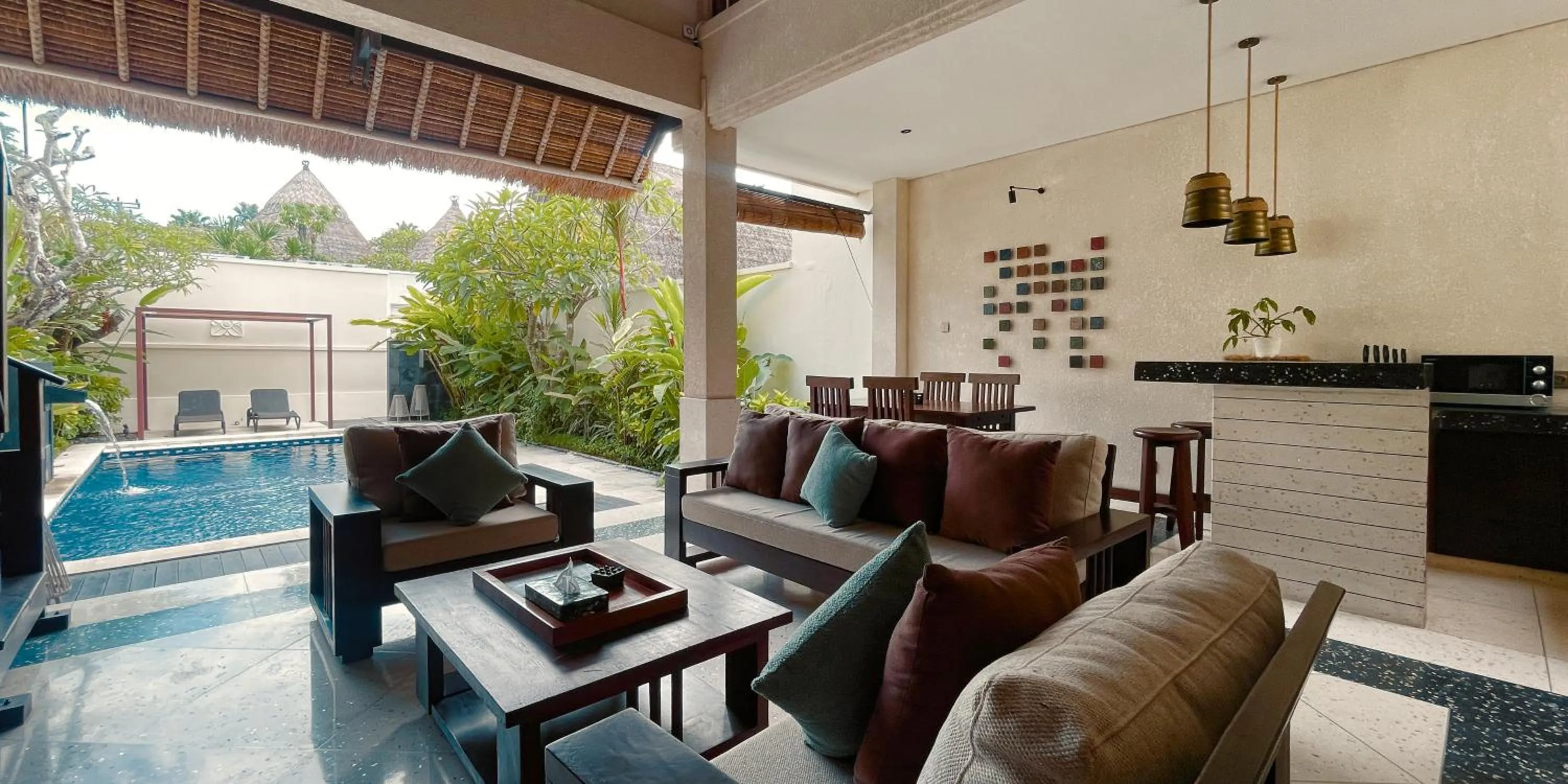 Kitchen or kitchenette in Aruni Bali Jimbaran Boutique Villa