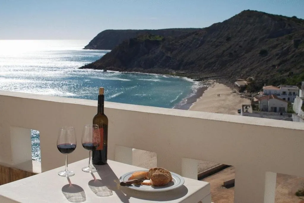 Restaurant/places to eat in Apartamentos Os Descobrimentos