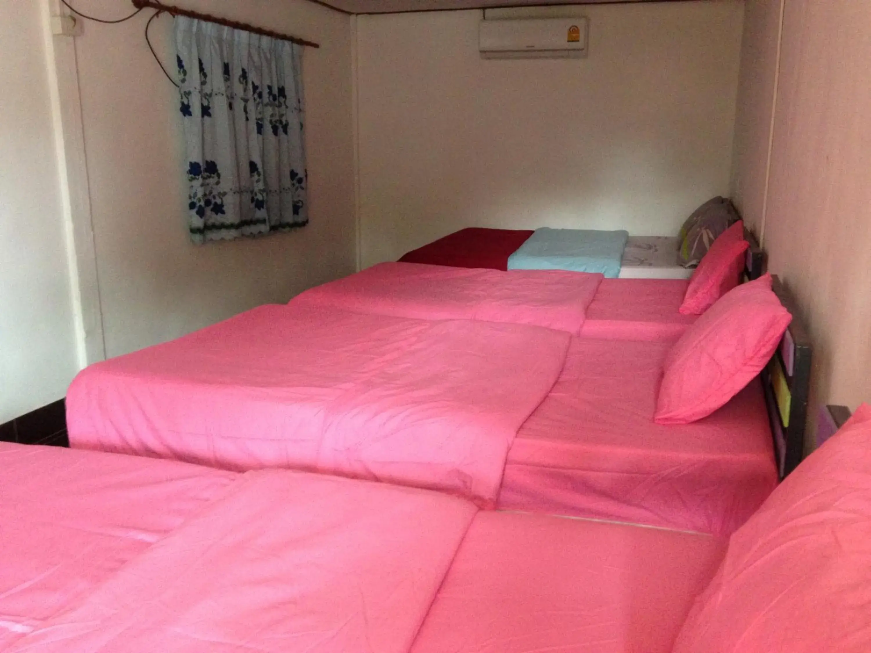 Bed in Areeya Resort Bed in Areeya Resort