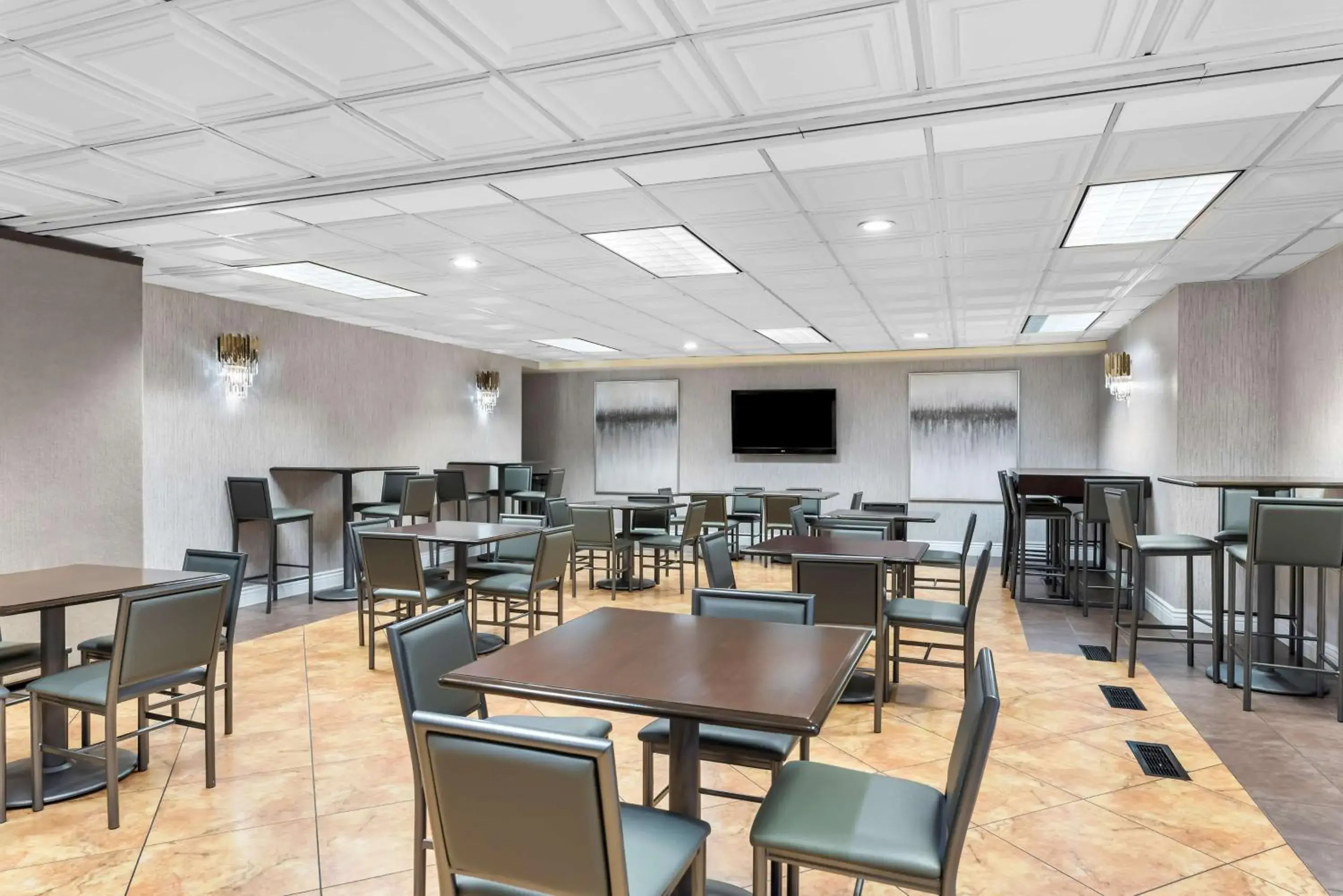 Breakfast in Best Western Plus Abbey Inn Breakfast in Best Western Plus Abbey Inn