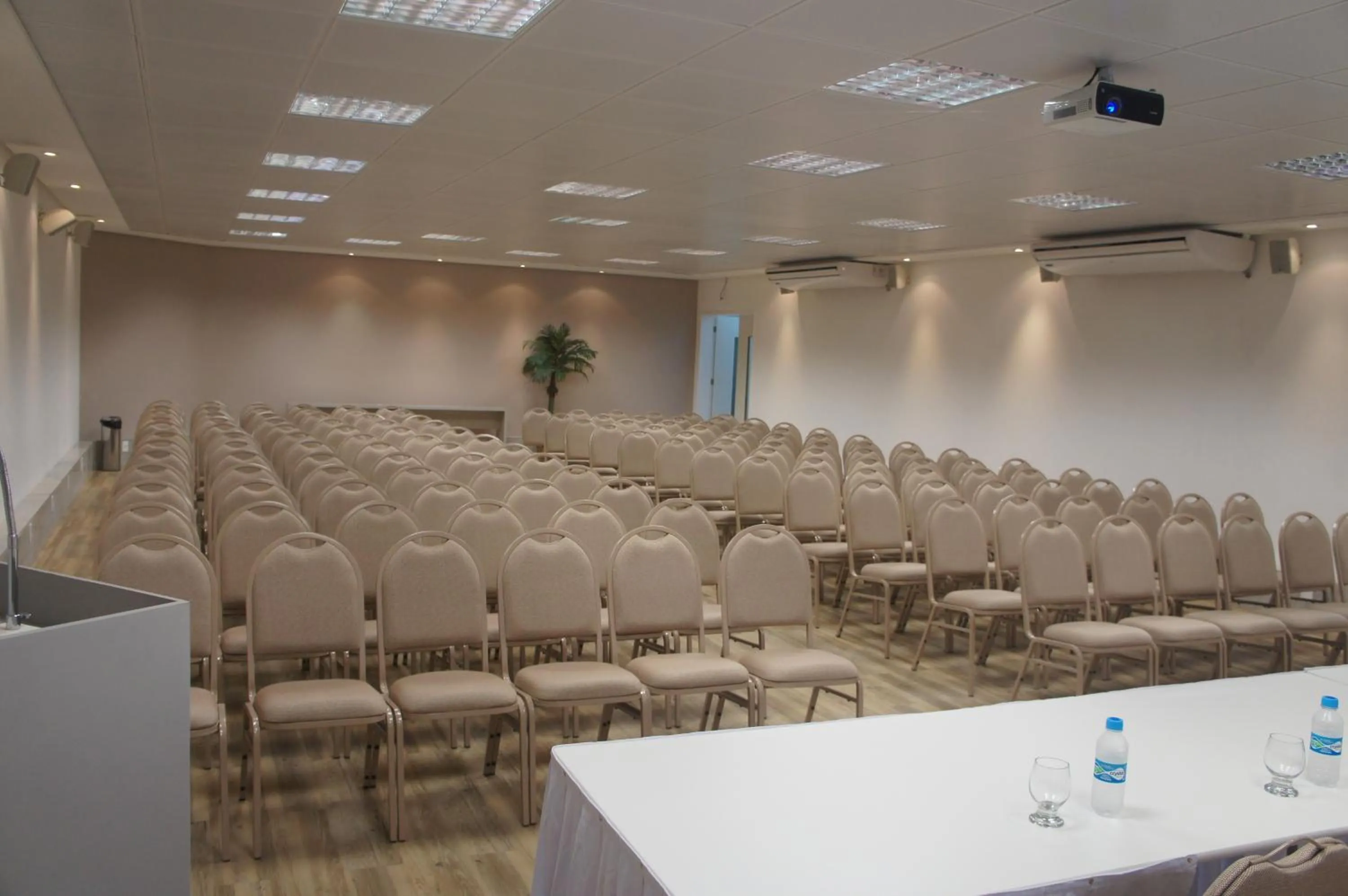 Business facilities in Hotel Barramares