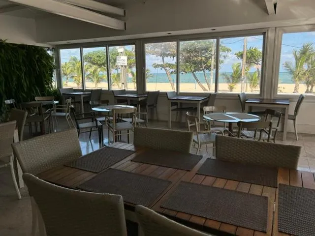 Restaurant/places to eat in Hotel Barramares